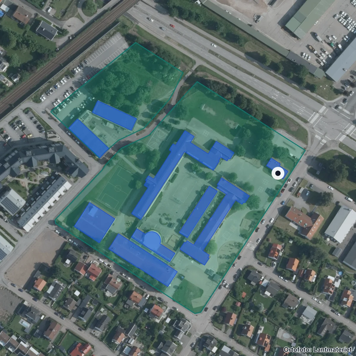 Aerial view of Furulundsskolan, orthophoto from Lantmäteriet