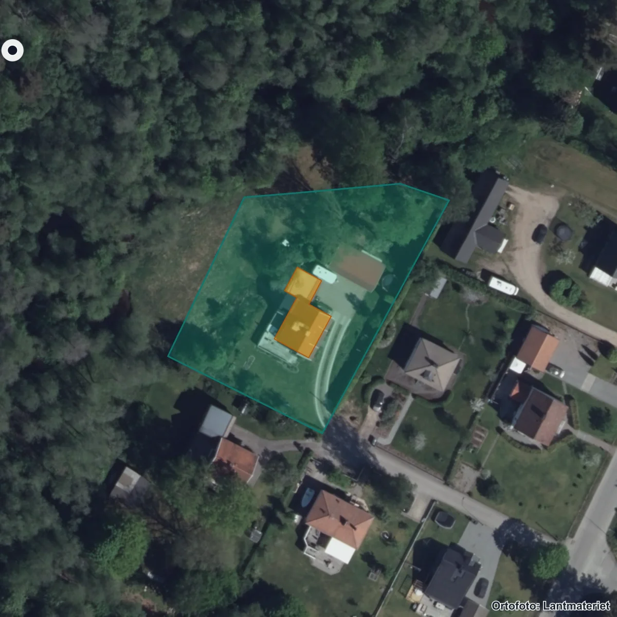 Aerial view of Asklandaskolan, orthophoto from Lantmäteriet