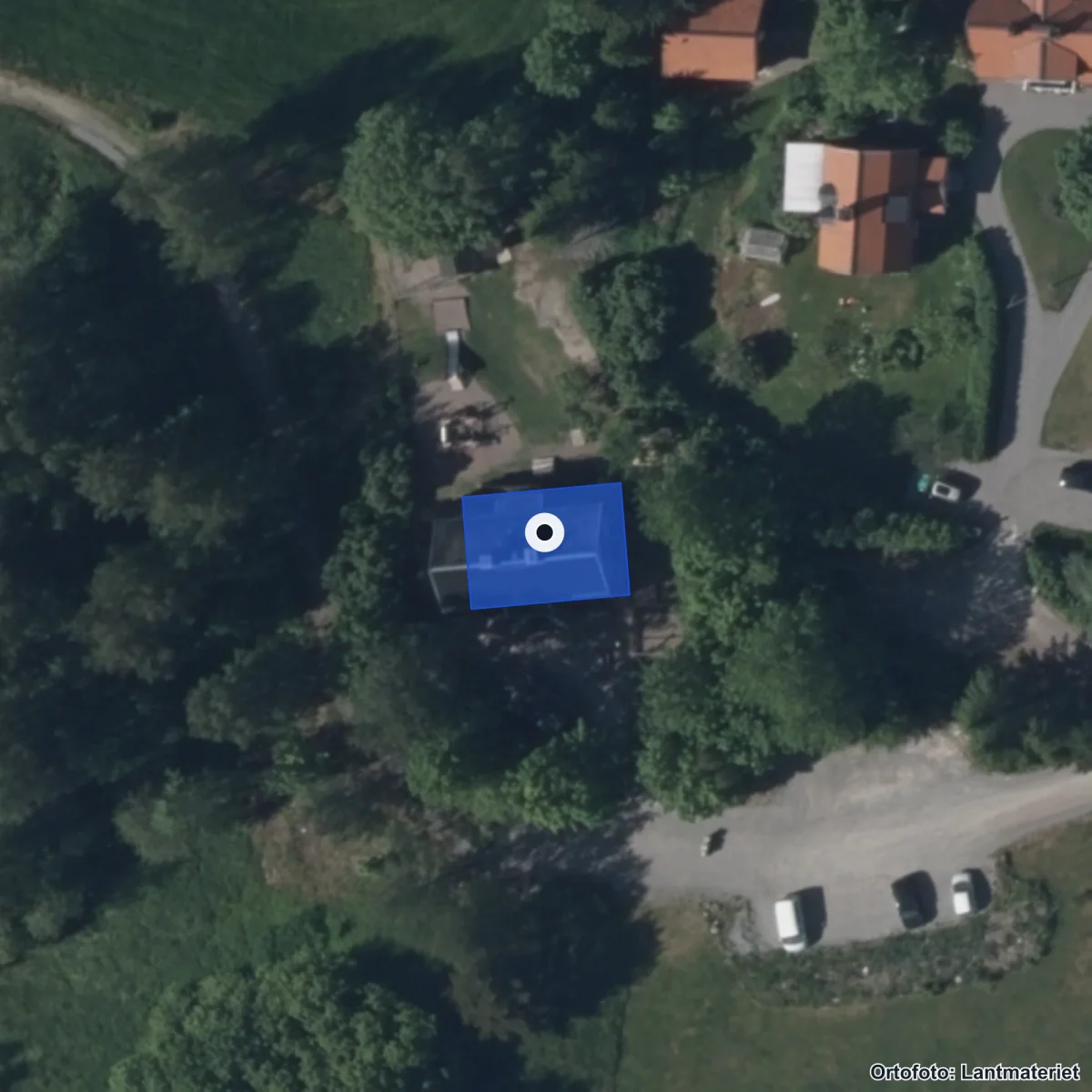 Flygbild över Föräldrakooperativet Vikingen Ekonomisk Förening, ortofoto från Lantmäteriet