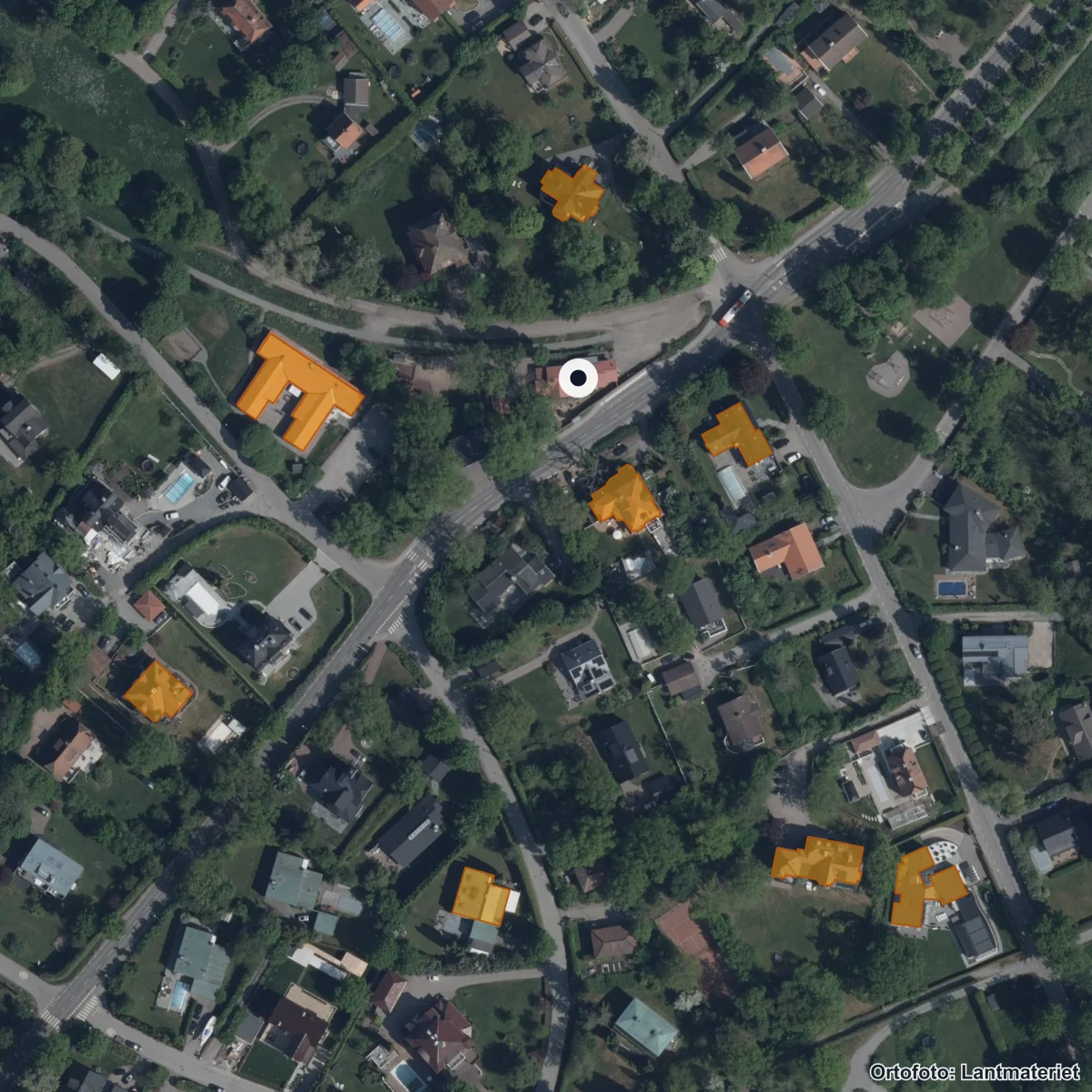 Aerial view of Svea Montessoriförskola, Ek För. Djursholm, orthophoto from Lantmäteriet