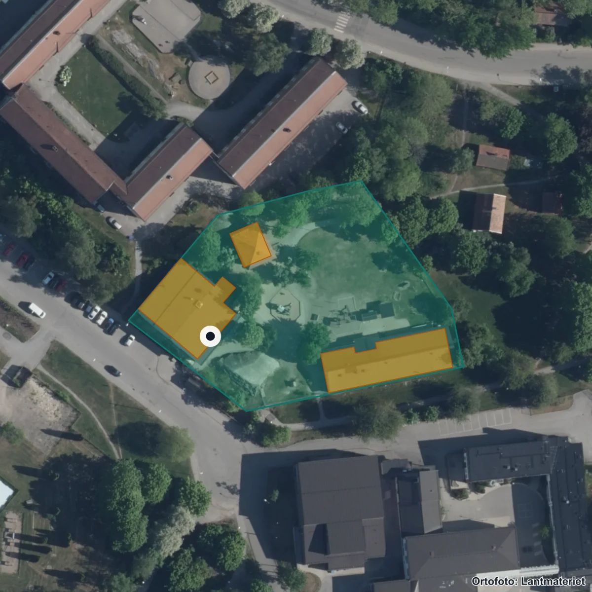 Flygbild över Förskolan Trolleborgen, Pysslingen, ortofoto från Lantmäteriet