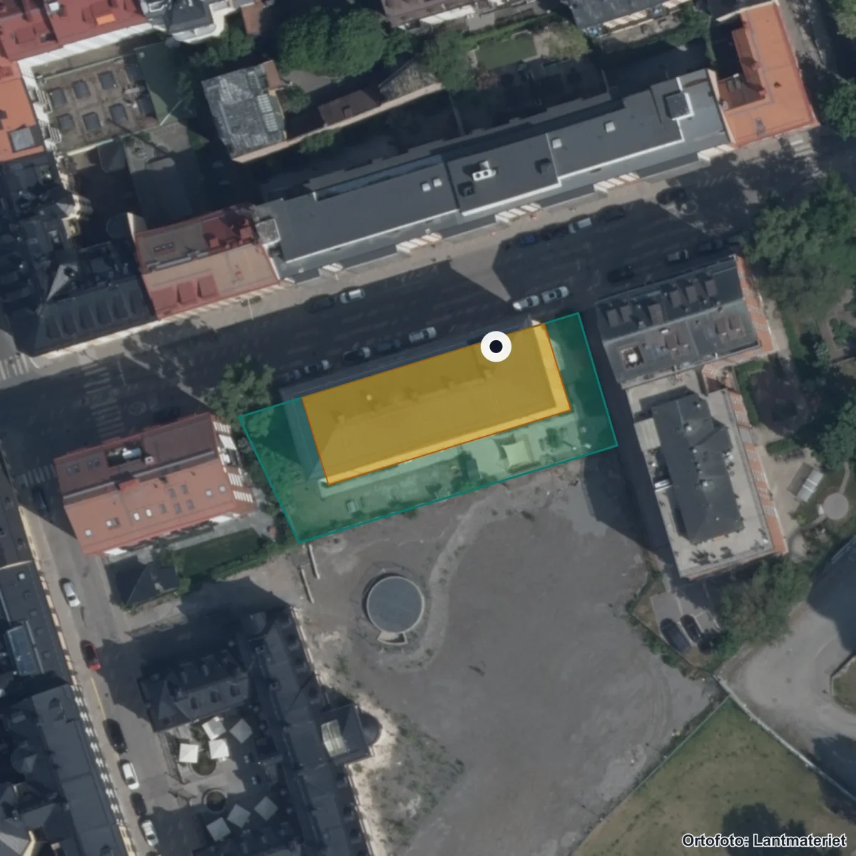Aerial view of Förskolan Mariagårdens Montessoriförskola, orthophoto from Lantmäteriet