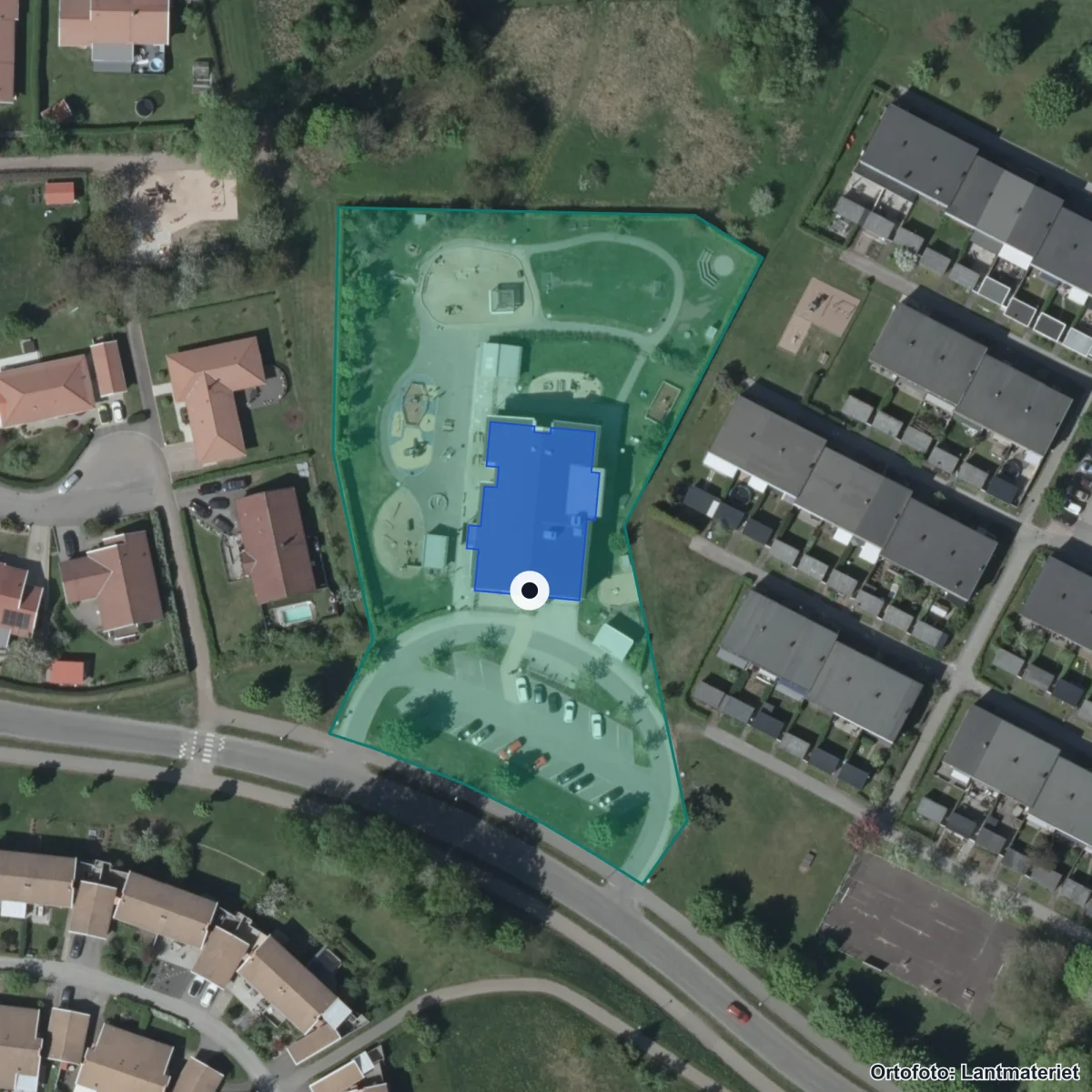 Flygbild över Claesborgs Förskola, ortofoto från Lantmäteriet