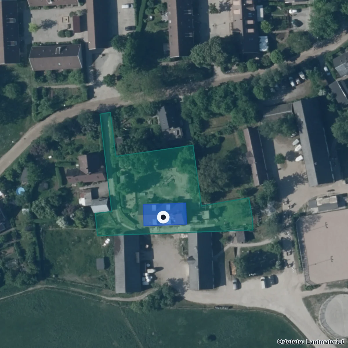Flygbild över Östra Torns Montessoriförskola, ortofoto från Lantmäteriet