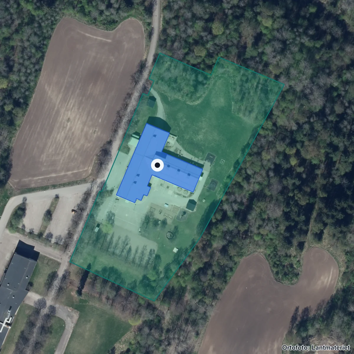 Flygbild över Olympicaförskolan Hedemora, ortofoto från Lantmäteriet