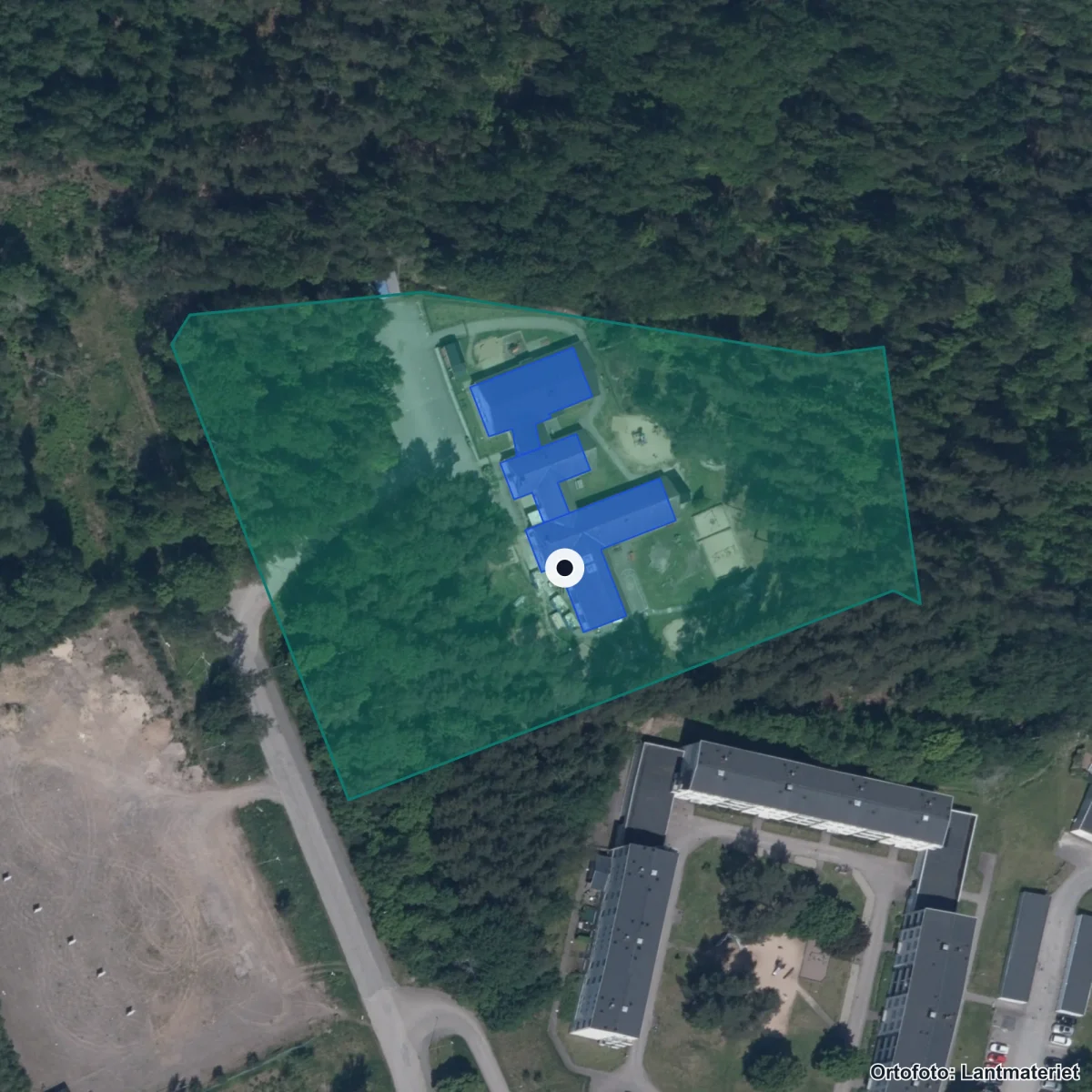 Aerial view of Rinnagårdens Förskola, orthophoto from Lantmäteriet