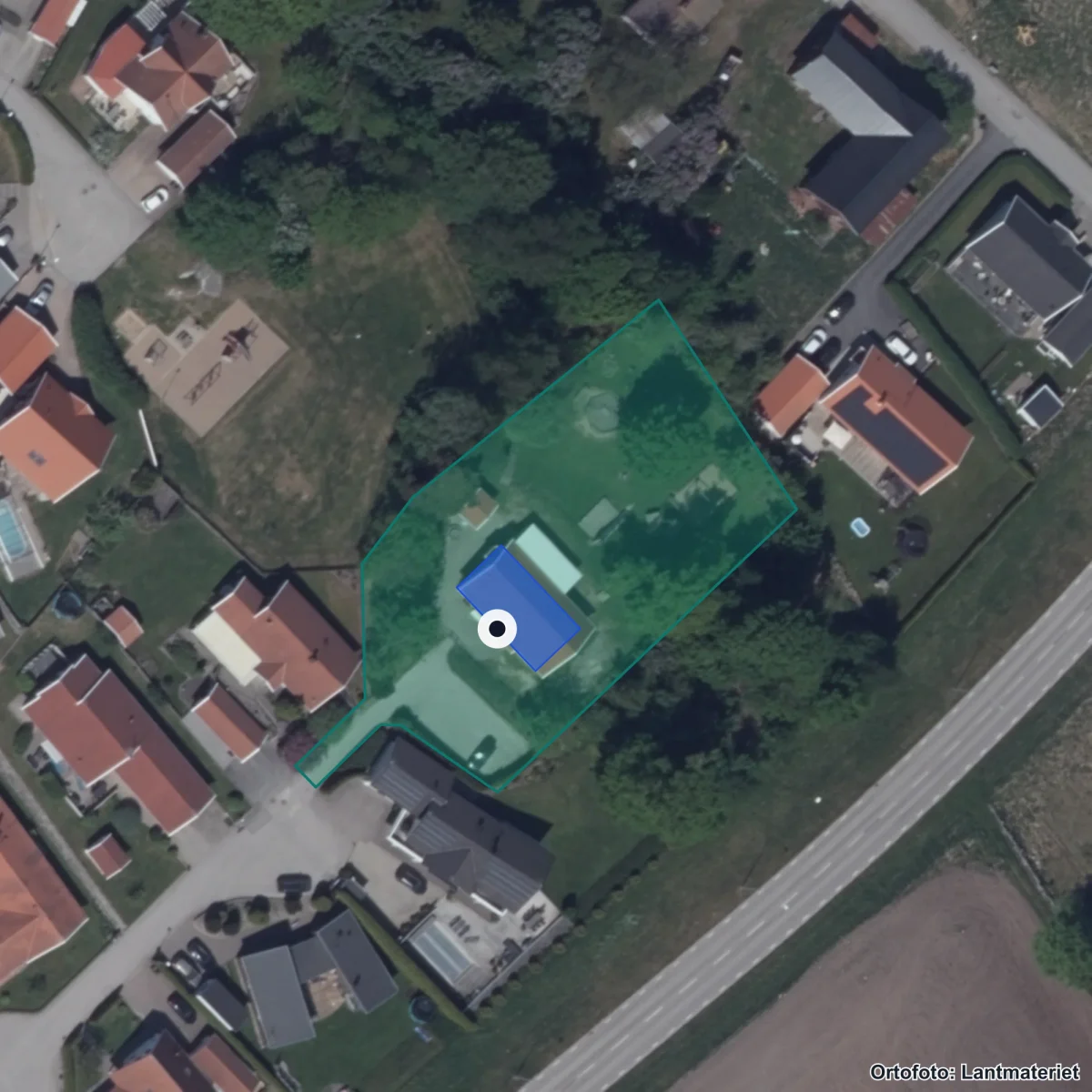 Flygbild över Förskolan Finger-borgen Ek.för, ortofoto från Lantmäteriet