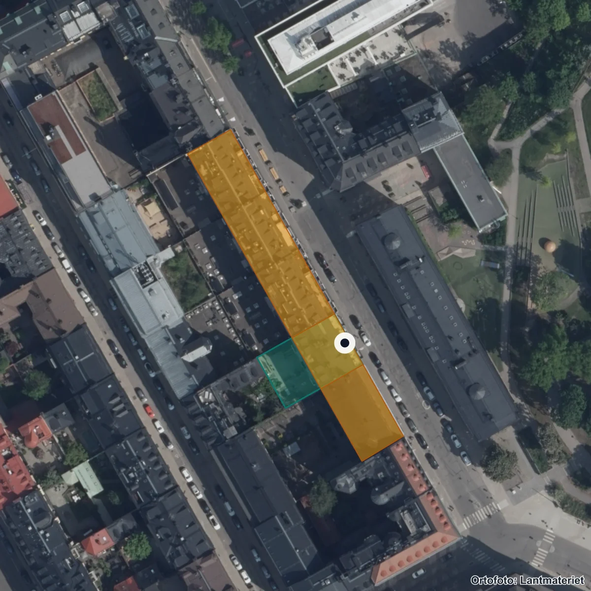 Aerial view of Förskolan Adolf Fredrik Och Gustav Vasa Barnkrubba, orthophoto from Lantmäteriet