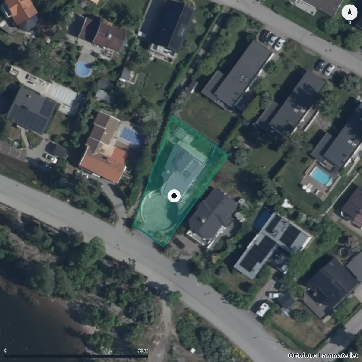 Flygbild över Montessoriförskolan Rosa Tornet - Toddlarna AB, ortofoto från Lantmäteriet