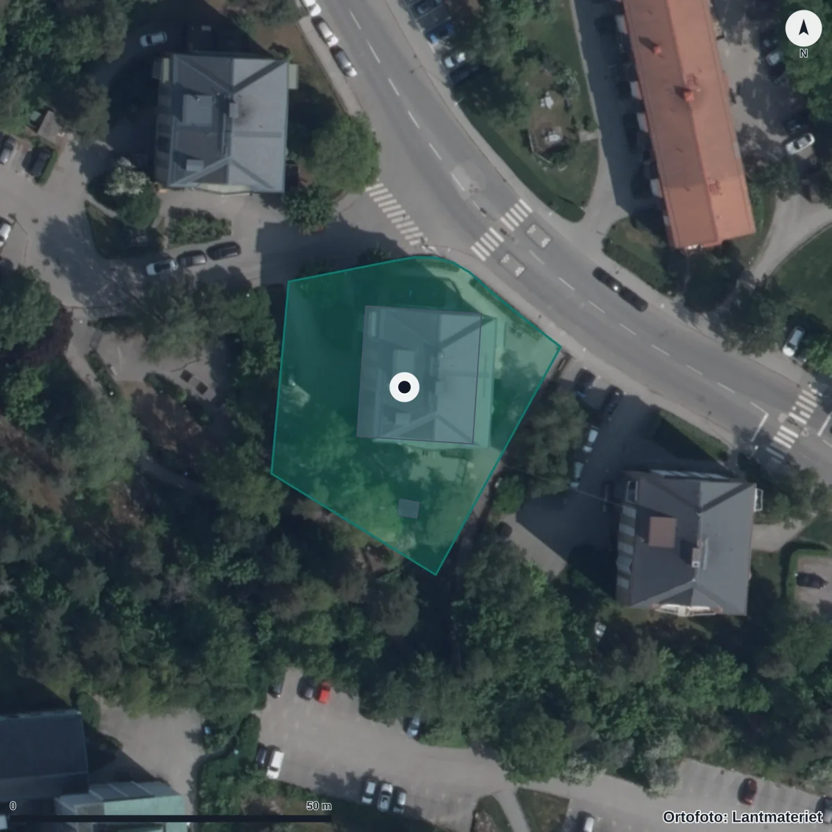 Flygbild över Montessirförskolan Skeppet, ortofoto från Lantmäteriet