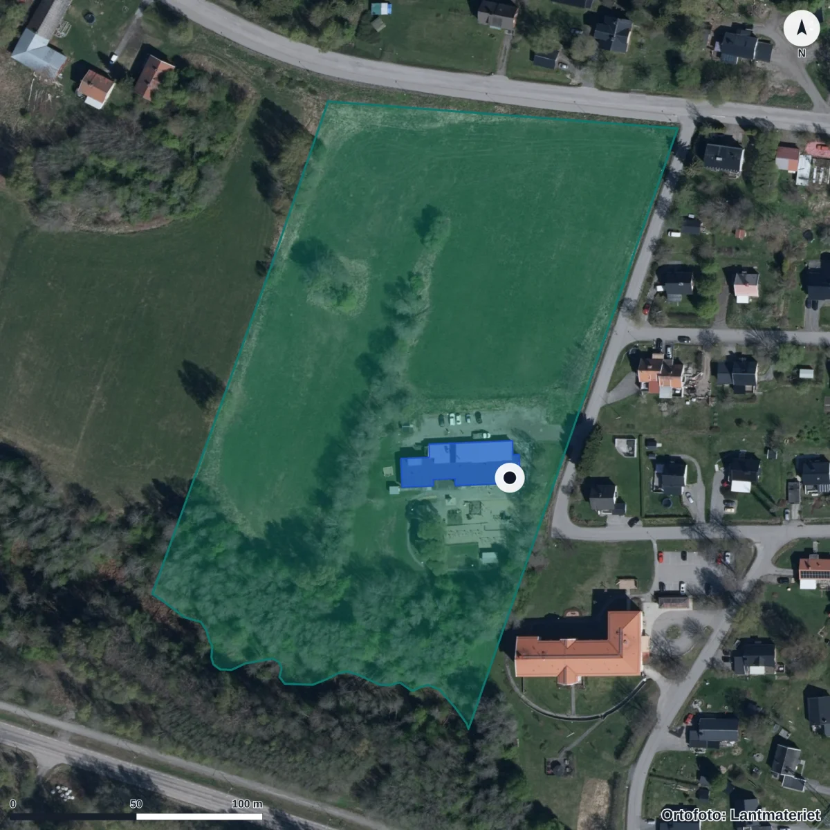 Flygbild över Timrådalens Förskola, ortofoto från Lantmäteriet