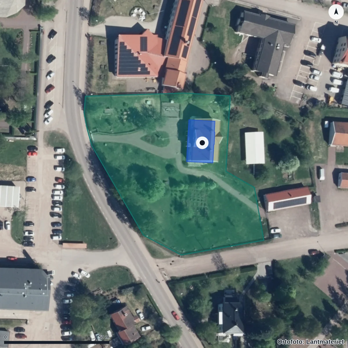 Flygbild över Föreningen Kyrkornas Daghem, ortofoto från Lantmäteriet