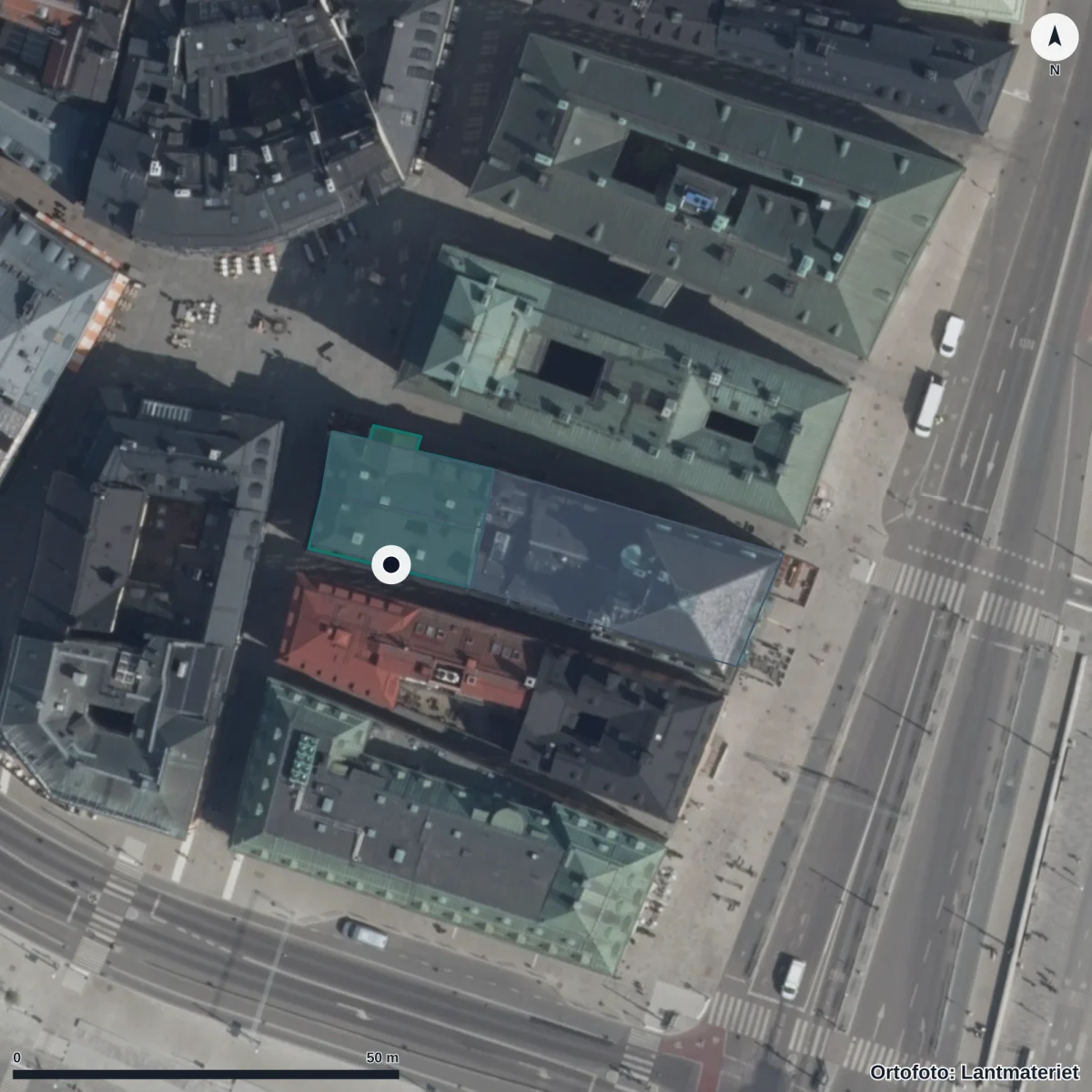 Flygbild över Förskolan Kling&klang Gamla Stan, ortofoto från Lantmäteriet