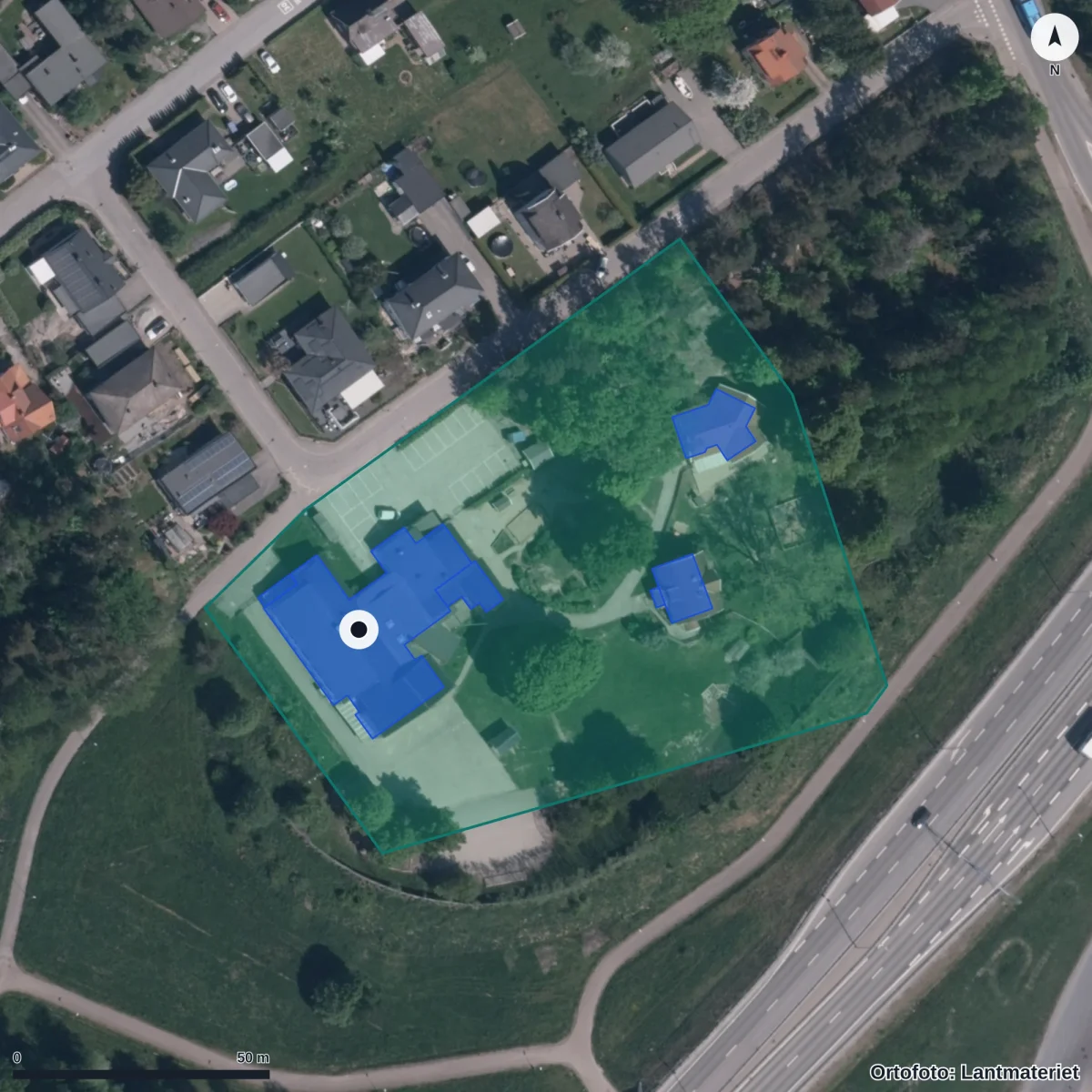 Aerial view of Montessoriskolan Trilobiten, orthophoto from Lantmäteriet