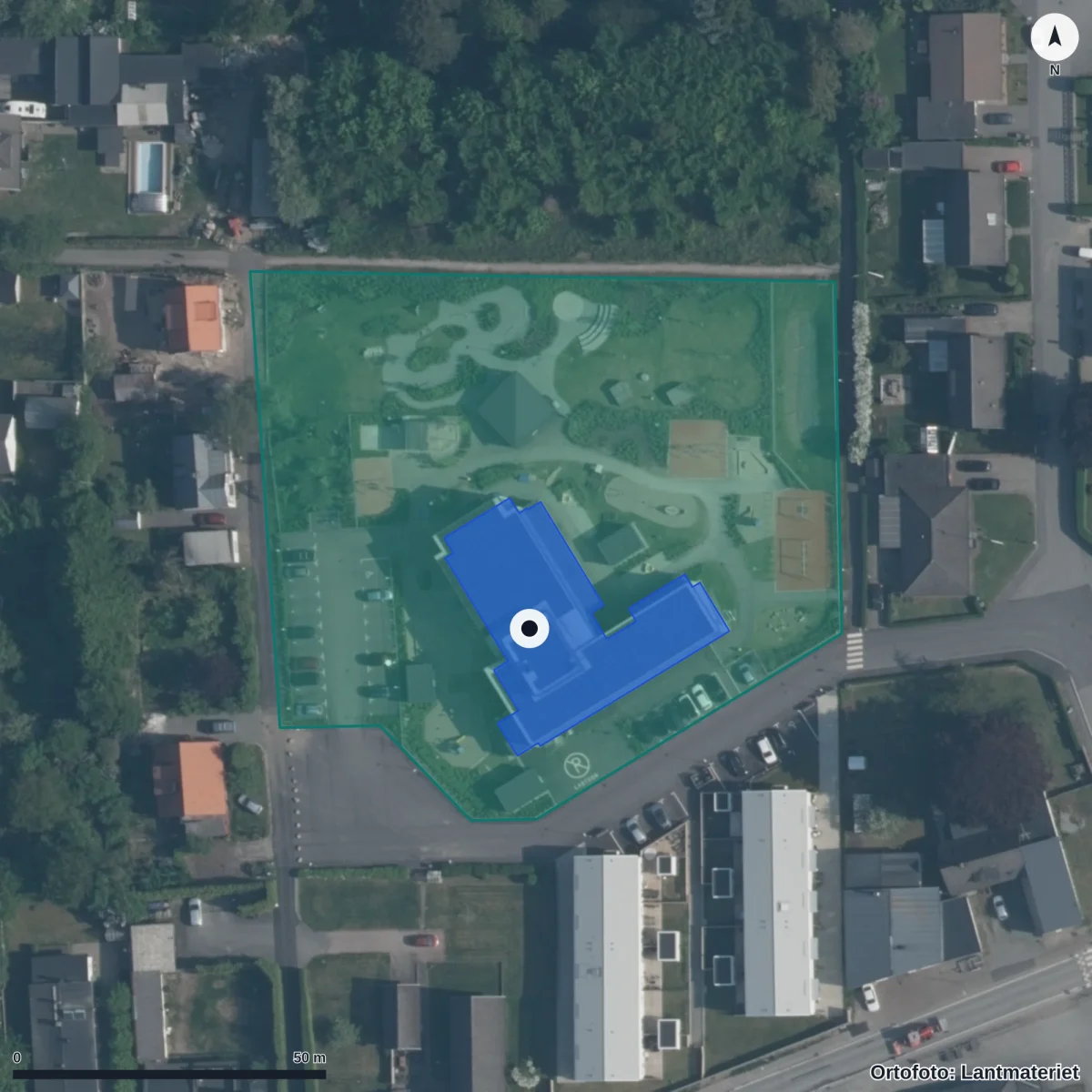 Flygbild över Elisefreds Förskola, ortofoto från Lantmäteriet