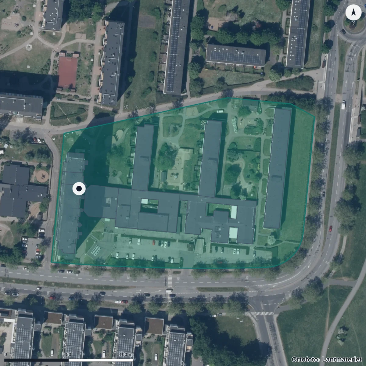 Flygbild över Gånglåtens Förskola, ortofoto från Lantmäteriet