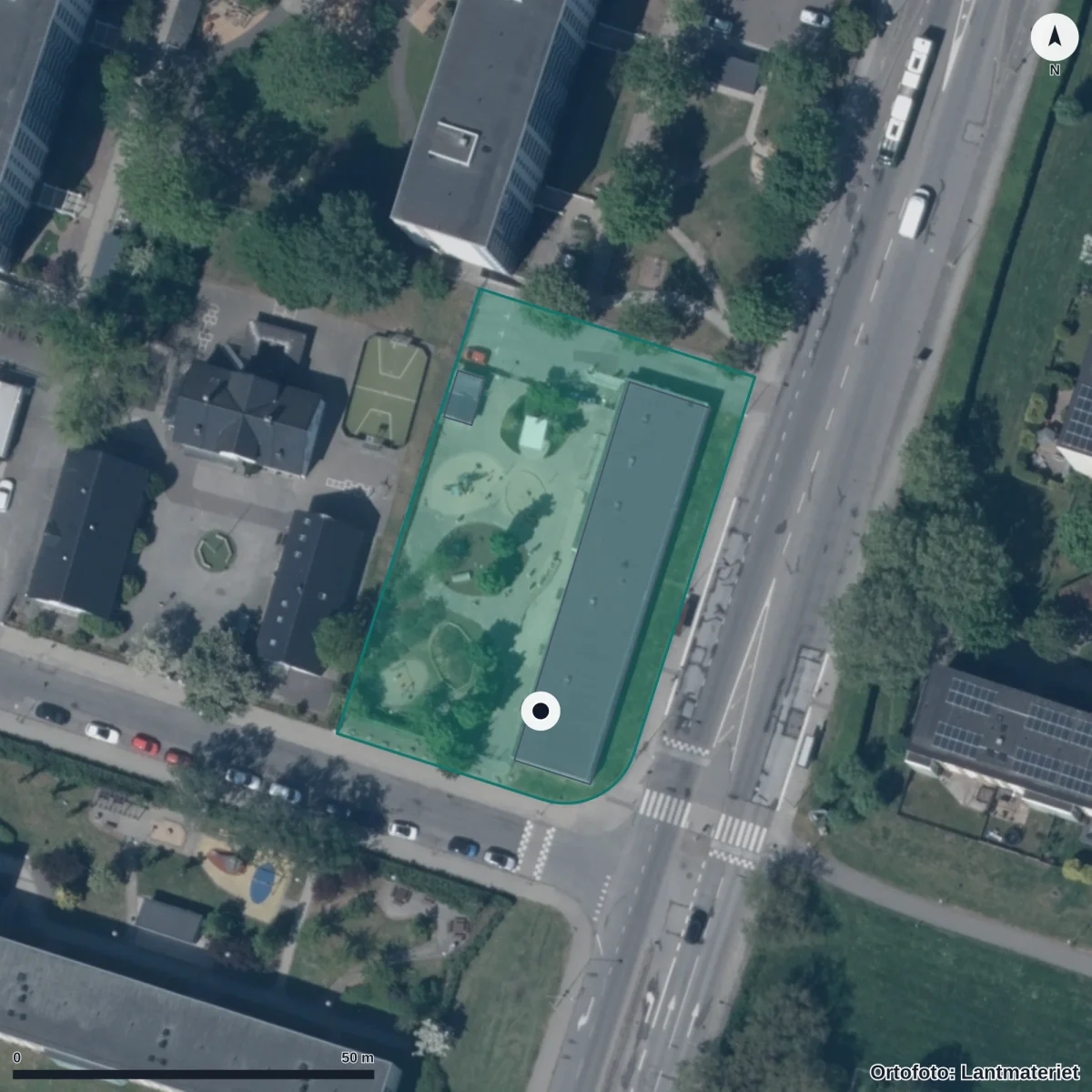 Flygbild över Gladans Förskola, ortofoto från Lantmäteriet