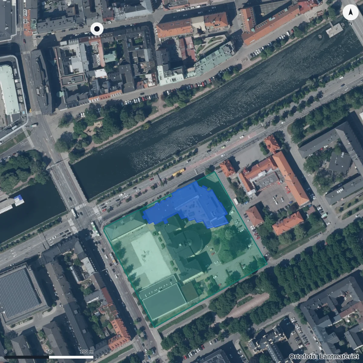 Flygbild över Förskolan Finjasjöpark, ortofoto från Lantmäteriet