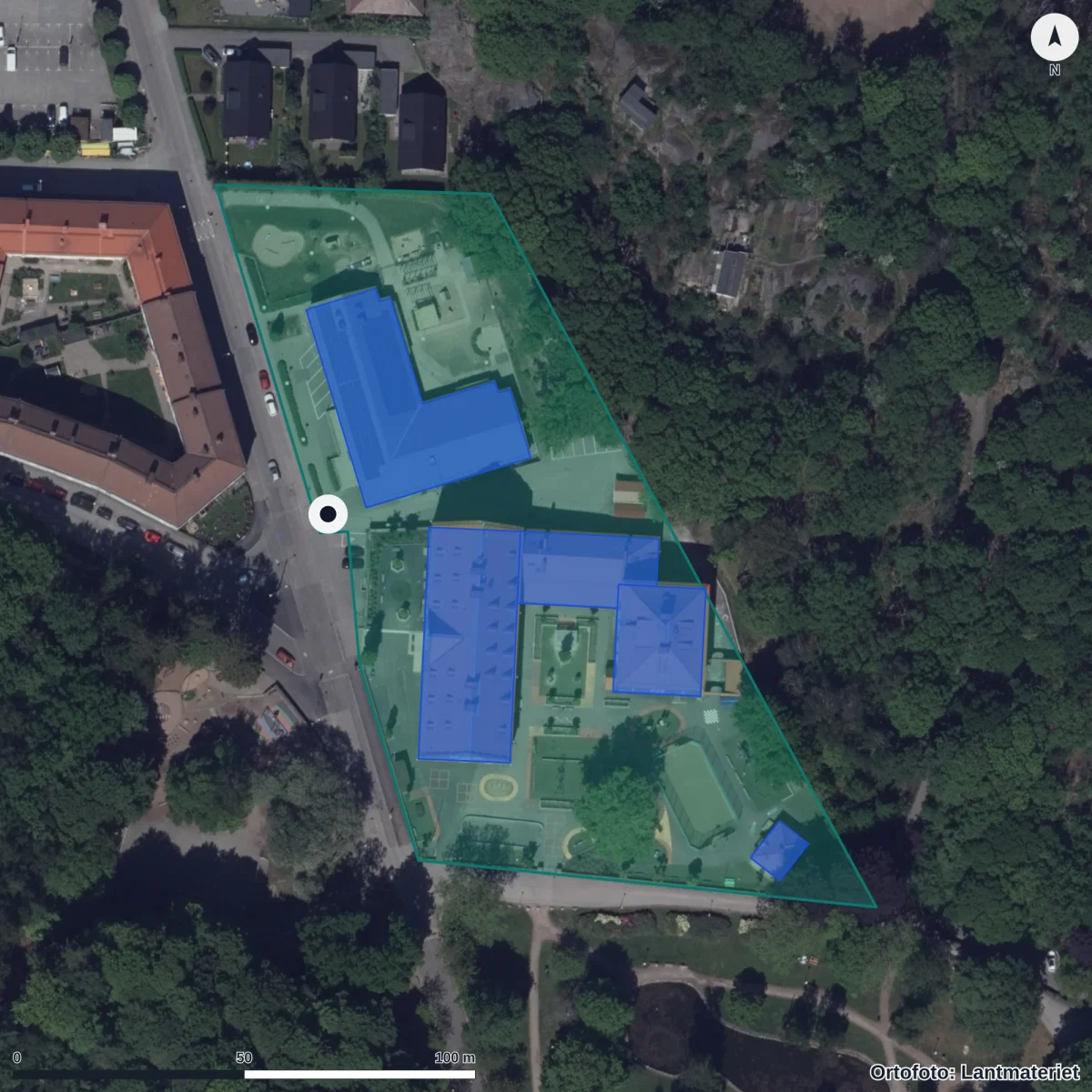 Aerial view of Övre Hallegatan 1b Förskola, orthophoto from Lantmäteriet