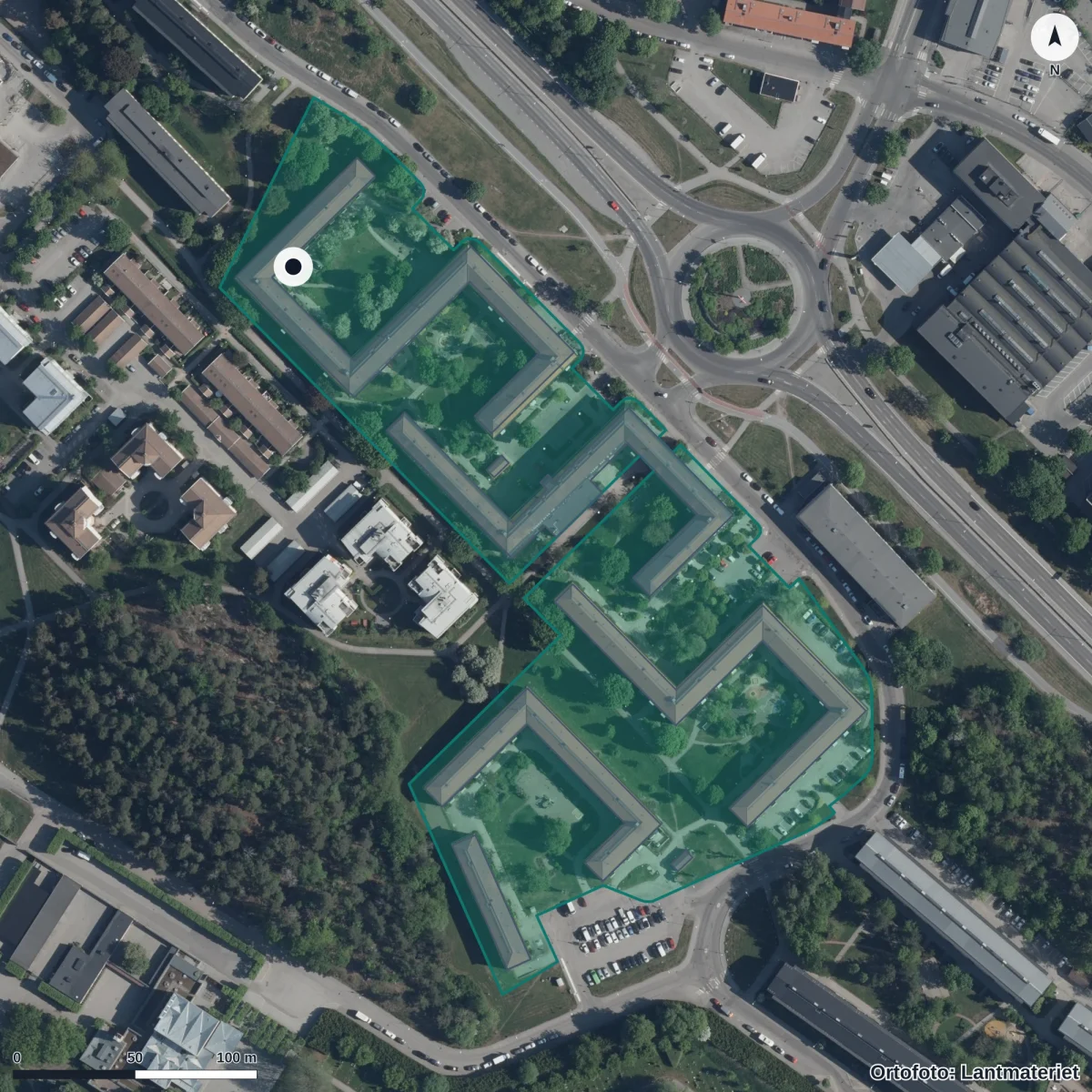 Flygbild över Förskolan Solklart, ortofoto från Lantmäteriet
