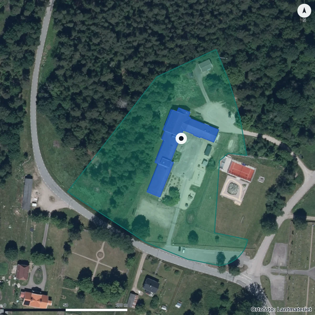 Flygbild över Pjätteryds Förskola, ortofoto från Lantmäteriet