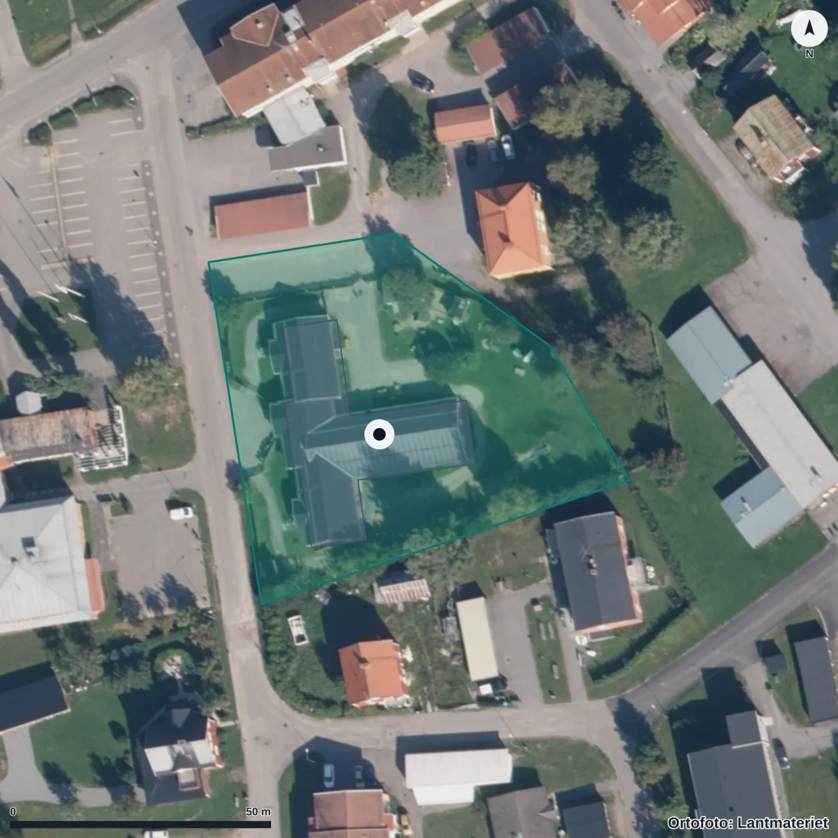 Flygbild över Förskolan Örnen, ortofoto från Lantmäteriet
