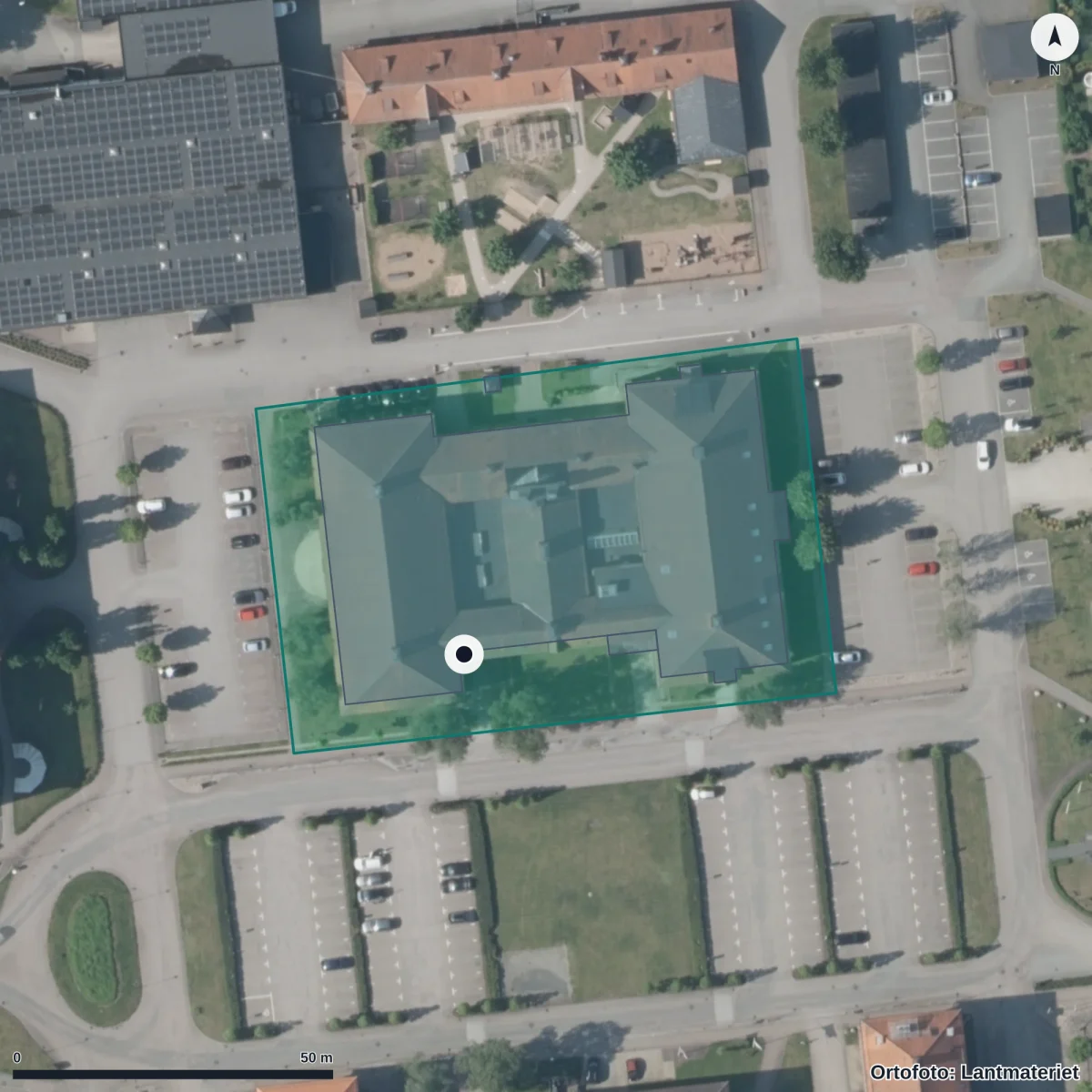 Flygbild över Förskolan Eken, ortofoto från Lantmäteriet