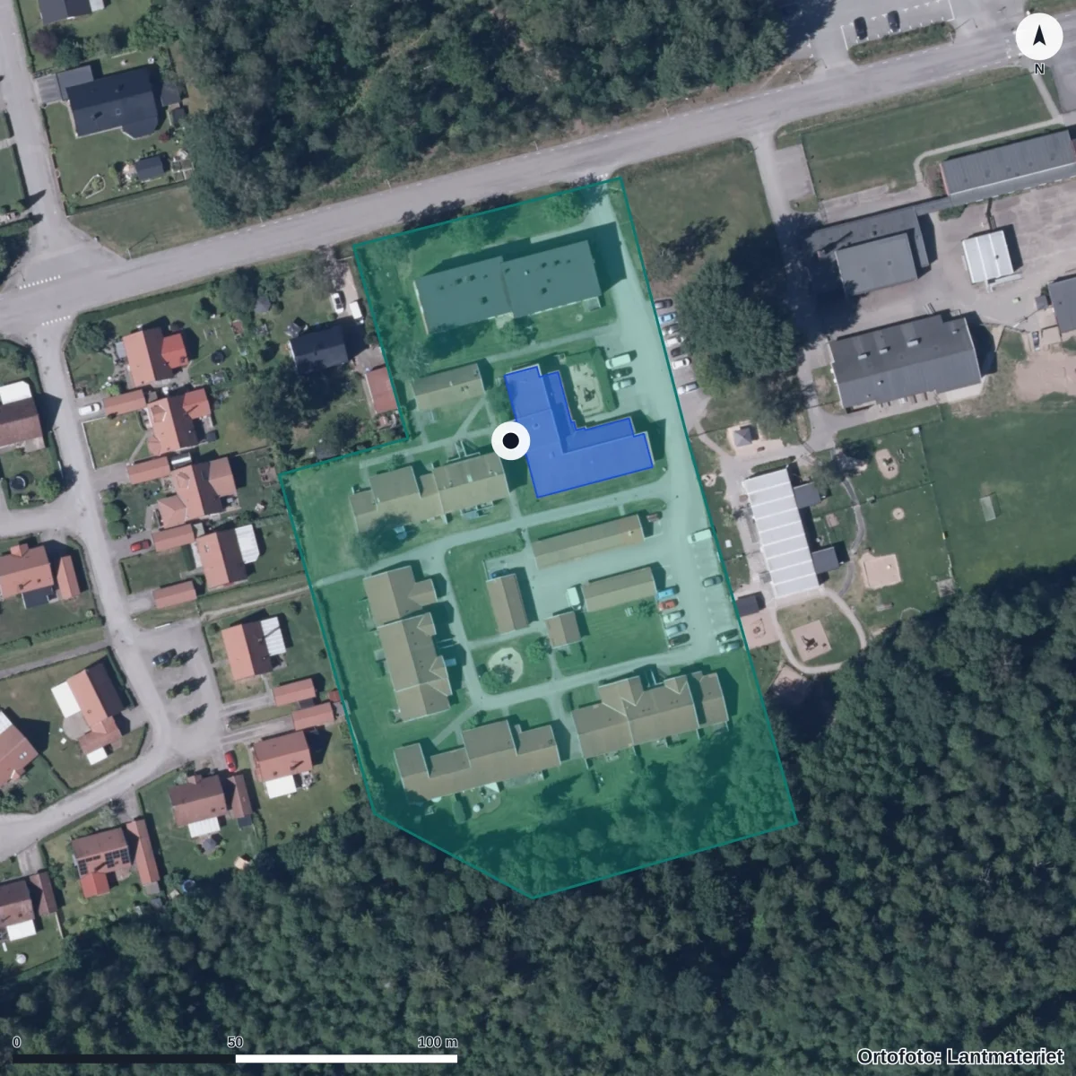 Flygbild över Ekorrbarnens Förskola, ortofoto från Lantmäteriet