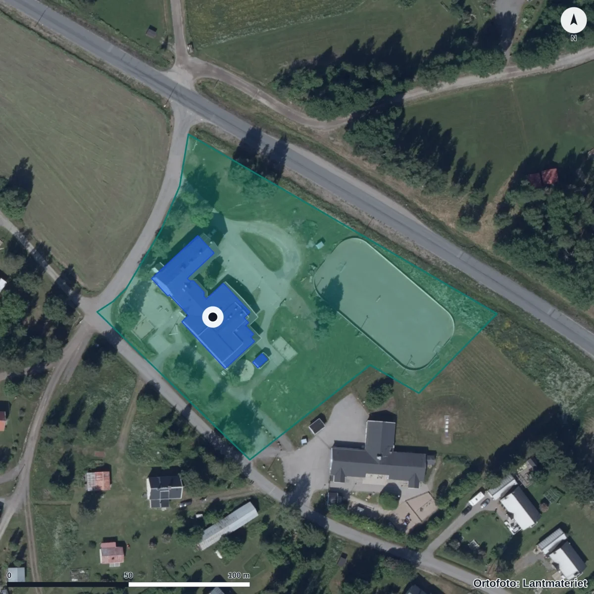 Flygbild över Jämtöns Förskola, ortofoto från Lantmäteriet
