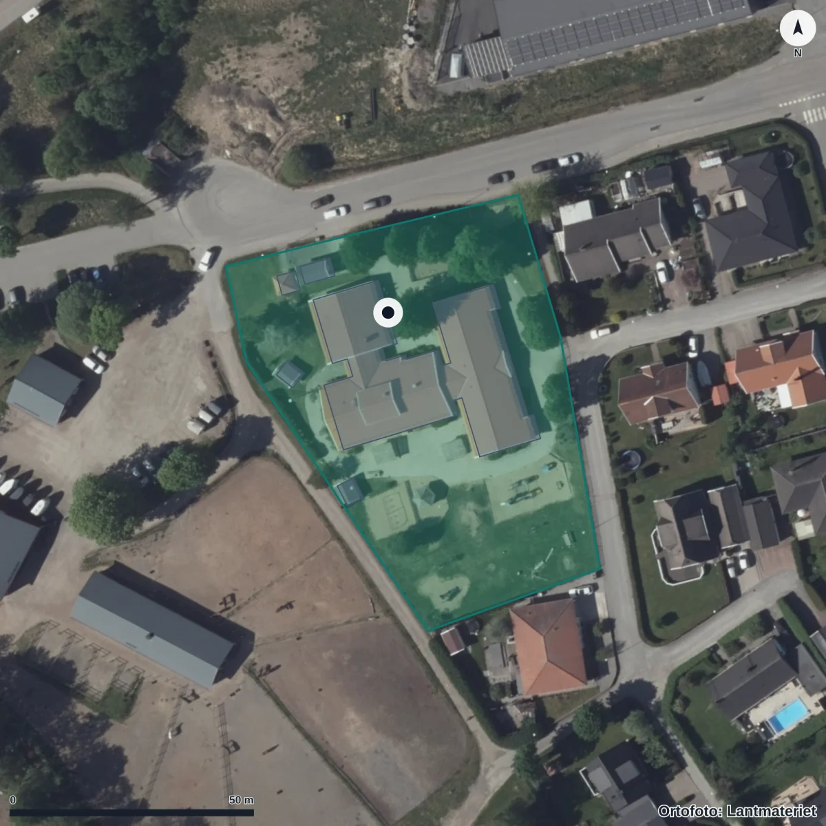 Flygbild över Ljungviks Förskola, ortofoto från Lantmäteriet