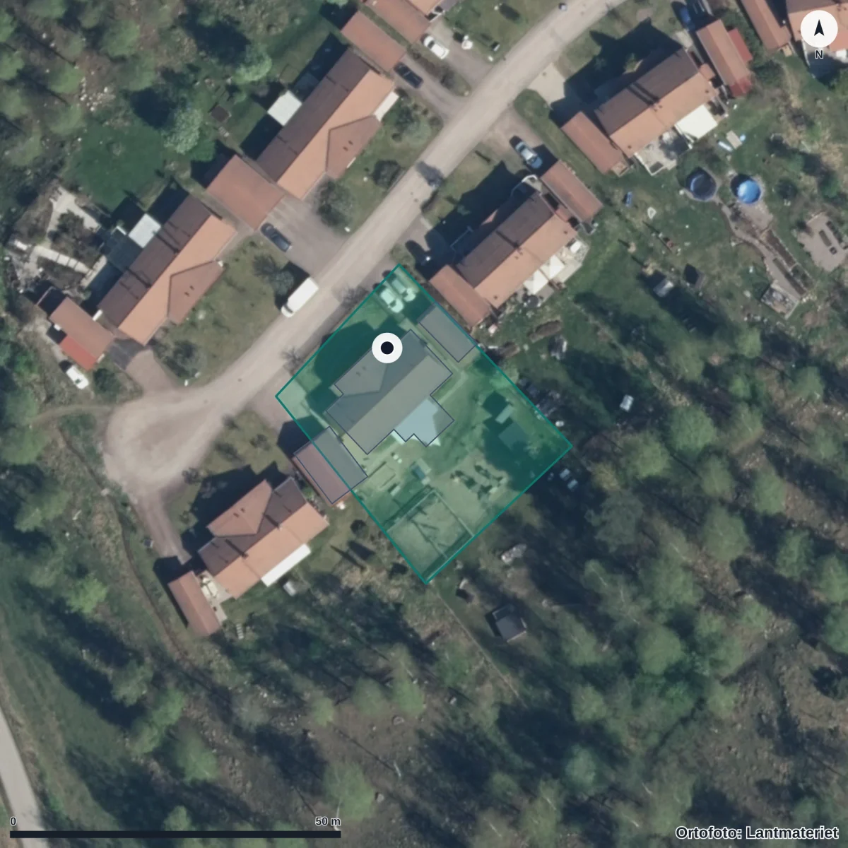 Flygbild över Föräldrakooperativet Pyret Ekonomisk Förening, ortofoto från Lantmäteriet