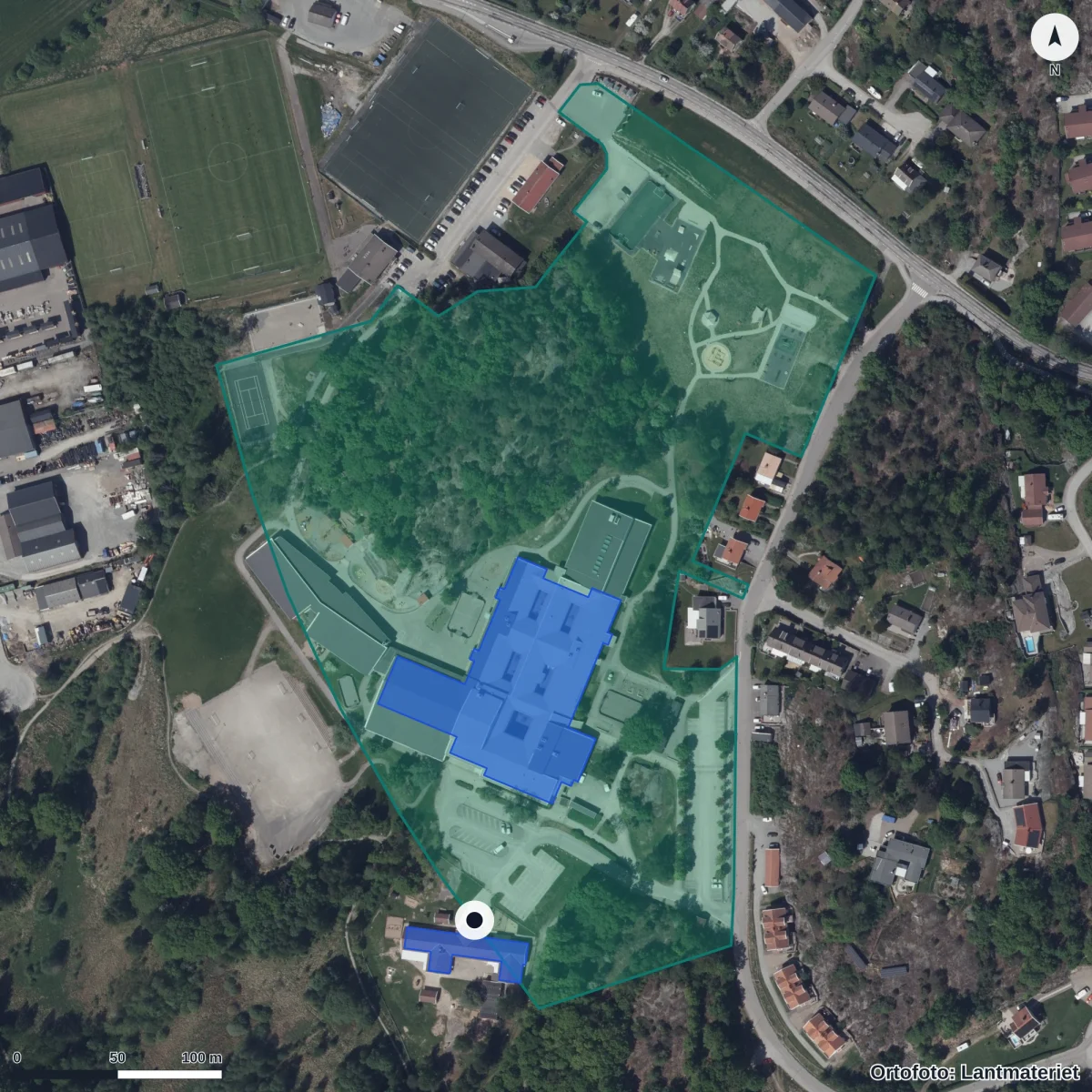 Flygbild över Ängås Förskola, ortofoto från Lantmäteriet