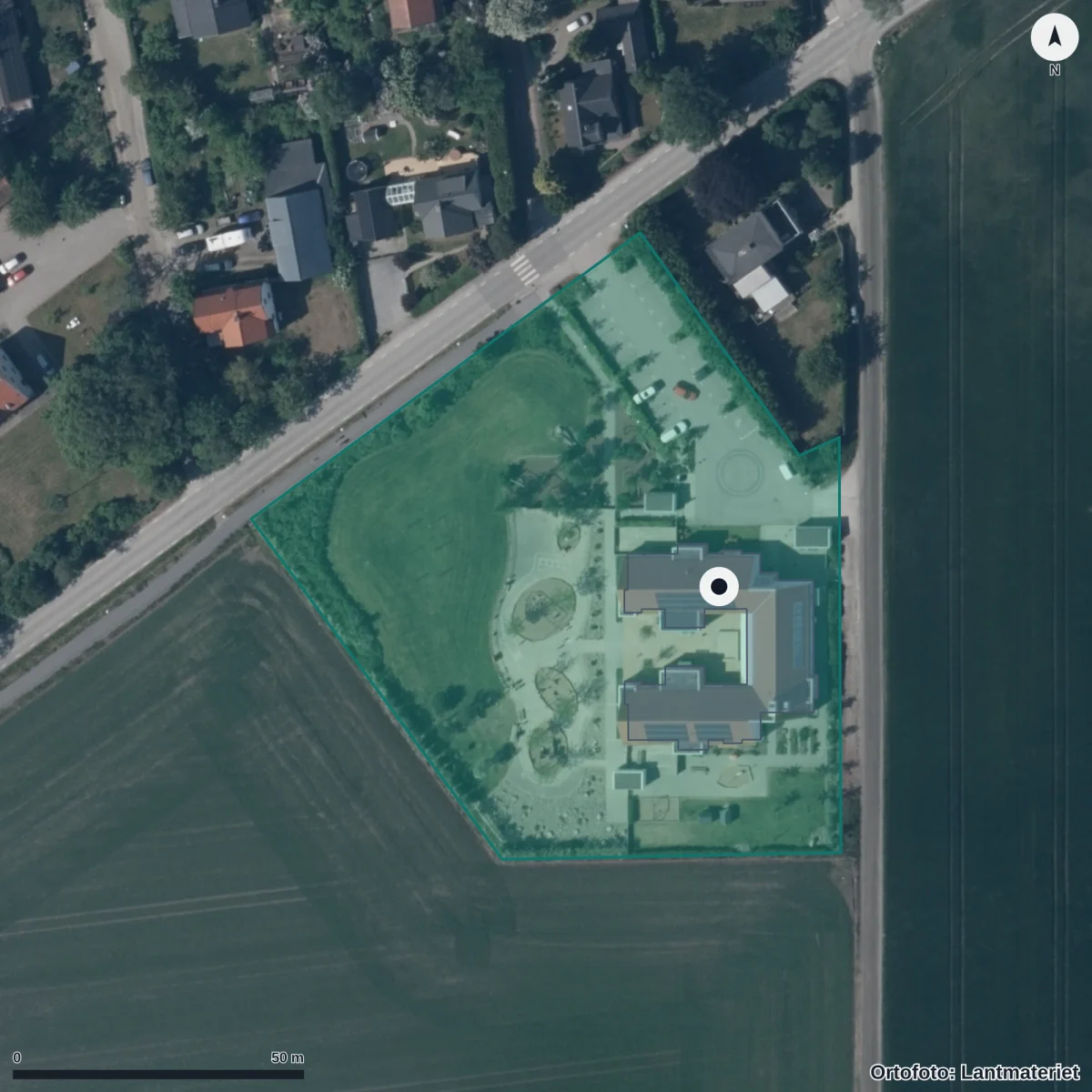 Flygbild över Arrie Förskola, ortofoto från Lantmäteriet