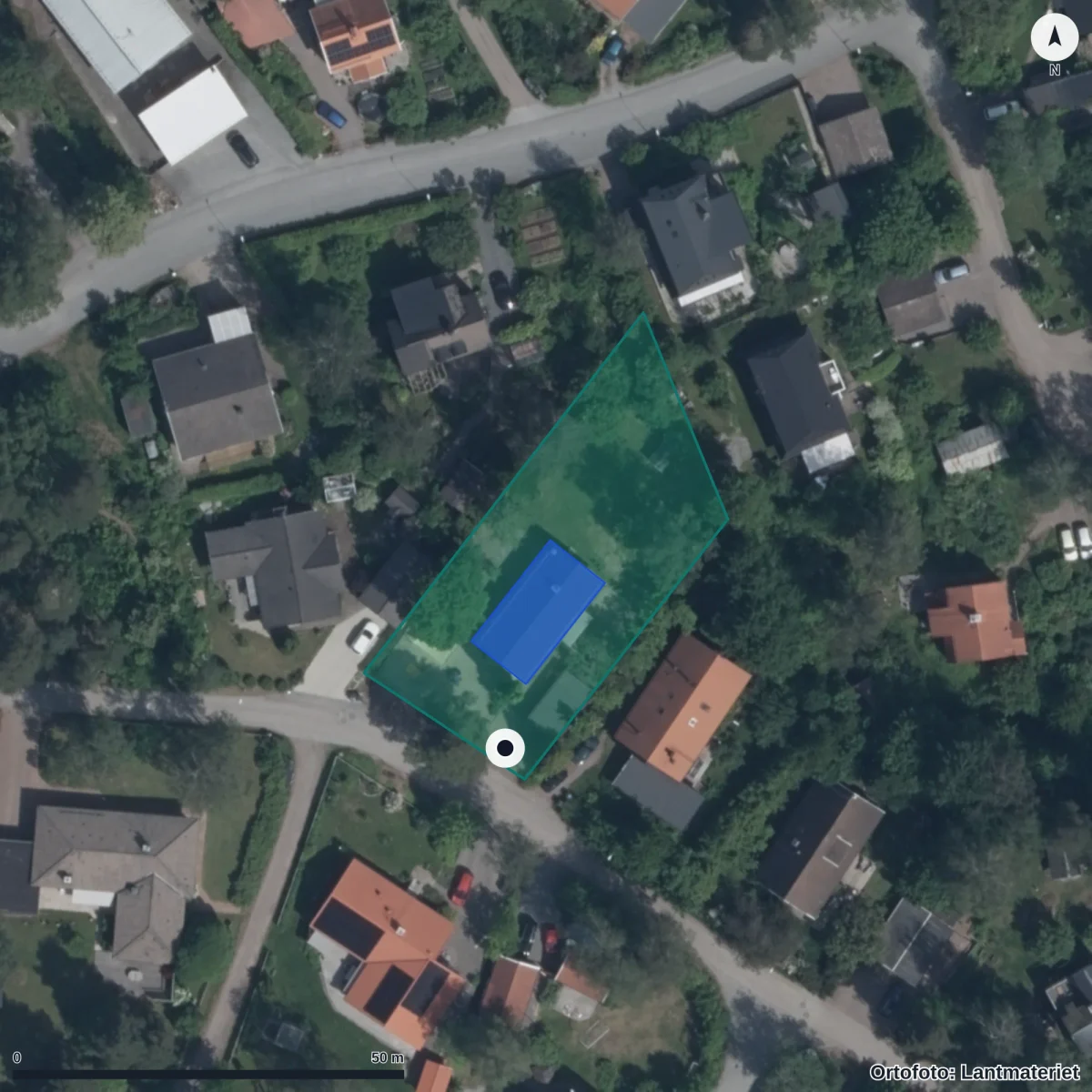 Aerial view of Pilfinkens Montessoriförskola, orthophoto from Lantmäteriet