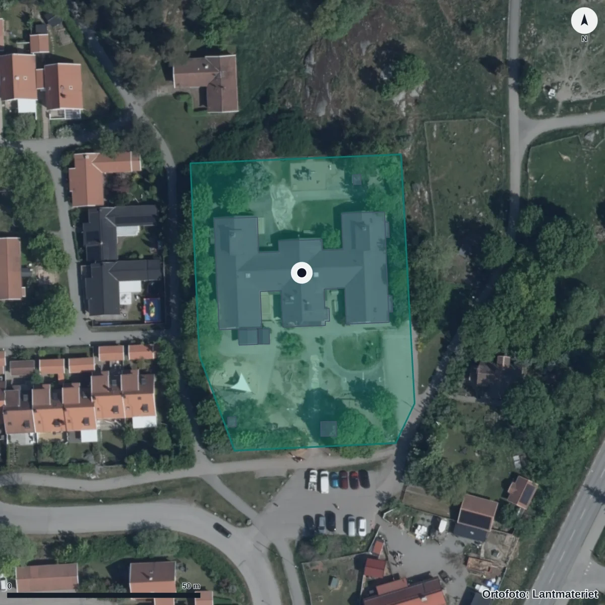 Flygbild över Hagvidson Ekeby, ortofoto från Lantmäteriet