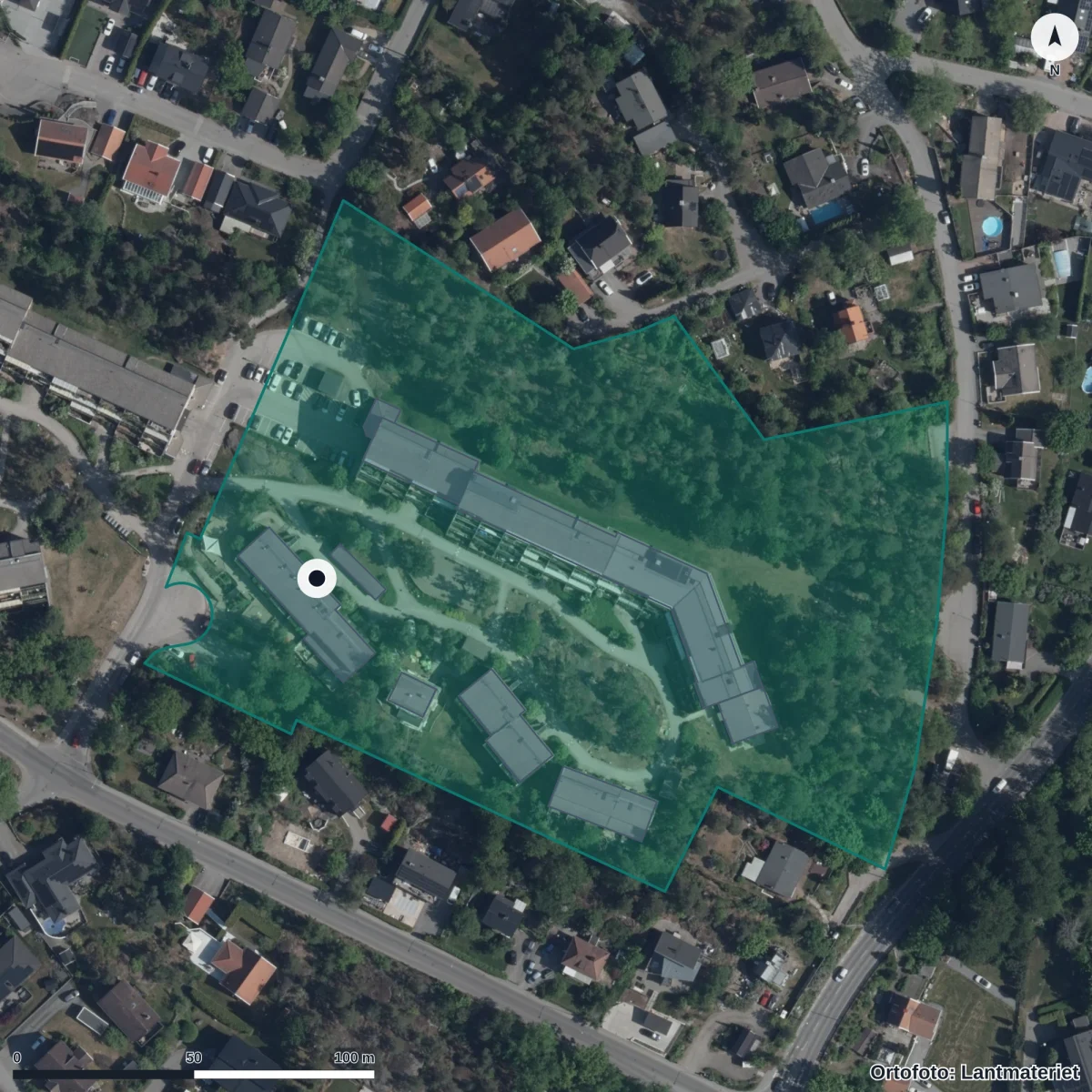Flygbild över Förskolenätet AB Bergakungen, ortofoto från Lantmäteriet