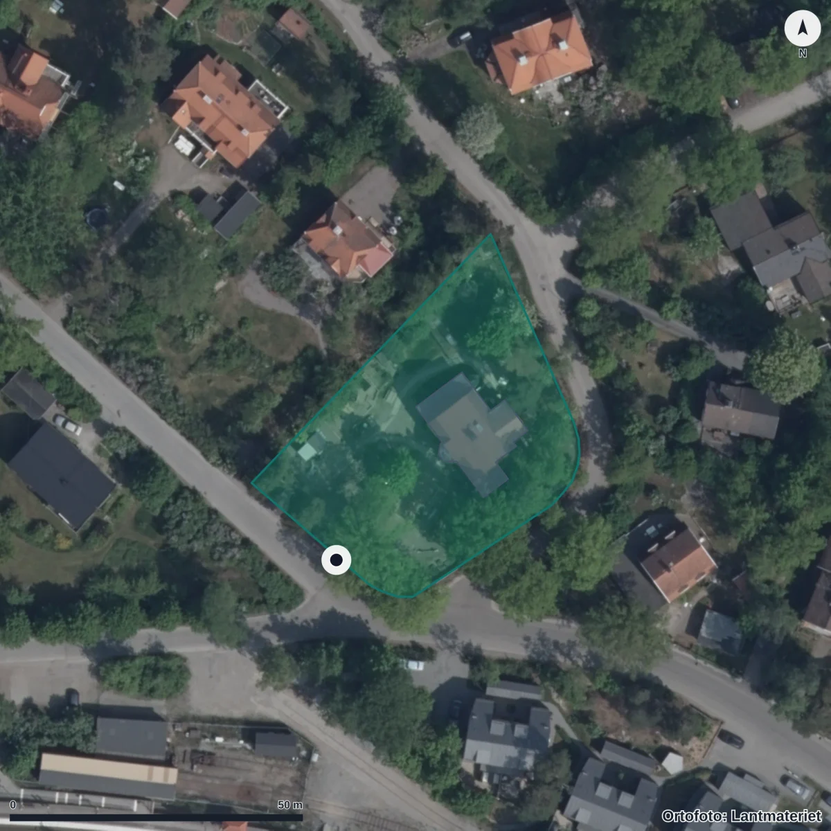 Flygbild över Pingvinens Förskola, ortofoto från Lantmäteriet