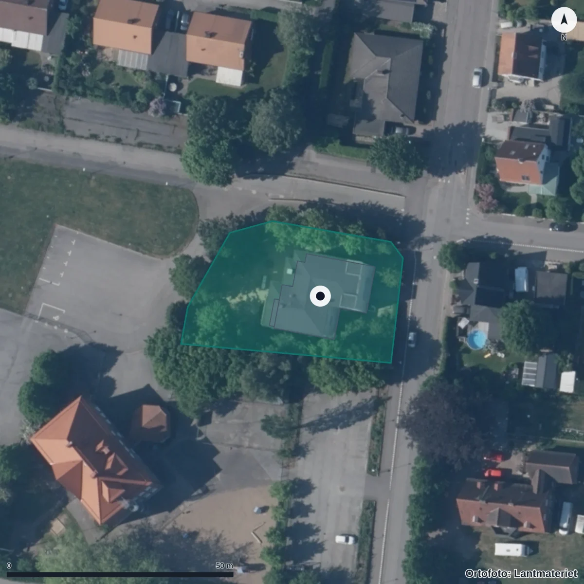 Flygbild över Pilbågens Förskola, ortofoto från Lantmäteriet