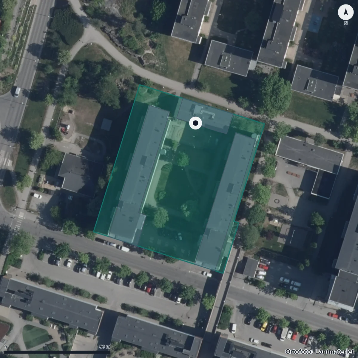 Flygbild över Förskolan Rödluvan, ortofoto från Lantmäteriet