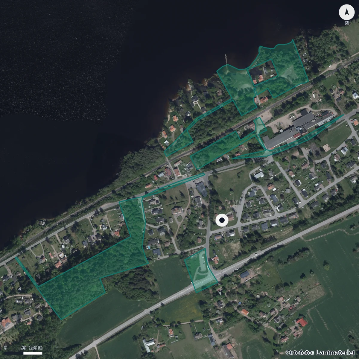 Flygbild över Förskolan Gläntan, ortofoto från Lantmäteriet