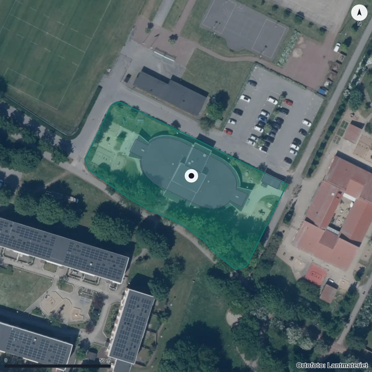 Flygbild över Fröviks Förskola, ortofoto från Lantmäteriet
