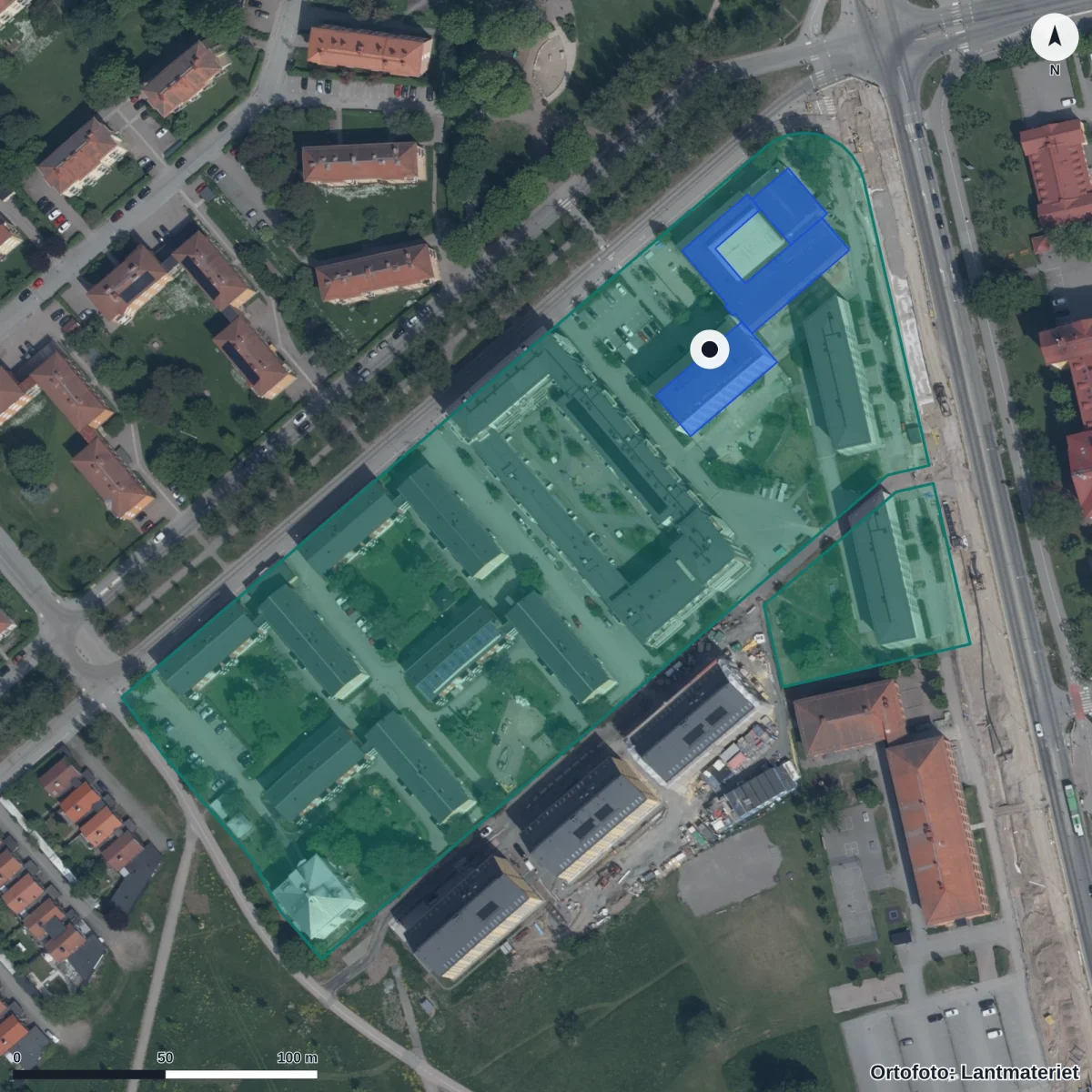 Flygbild över Kåbo Ängars Förskola ,c Företaget,, ortofoto från Lantmäteriet