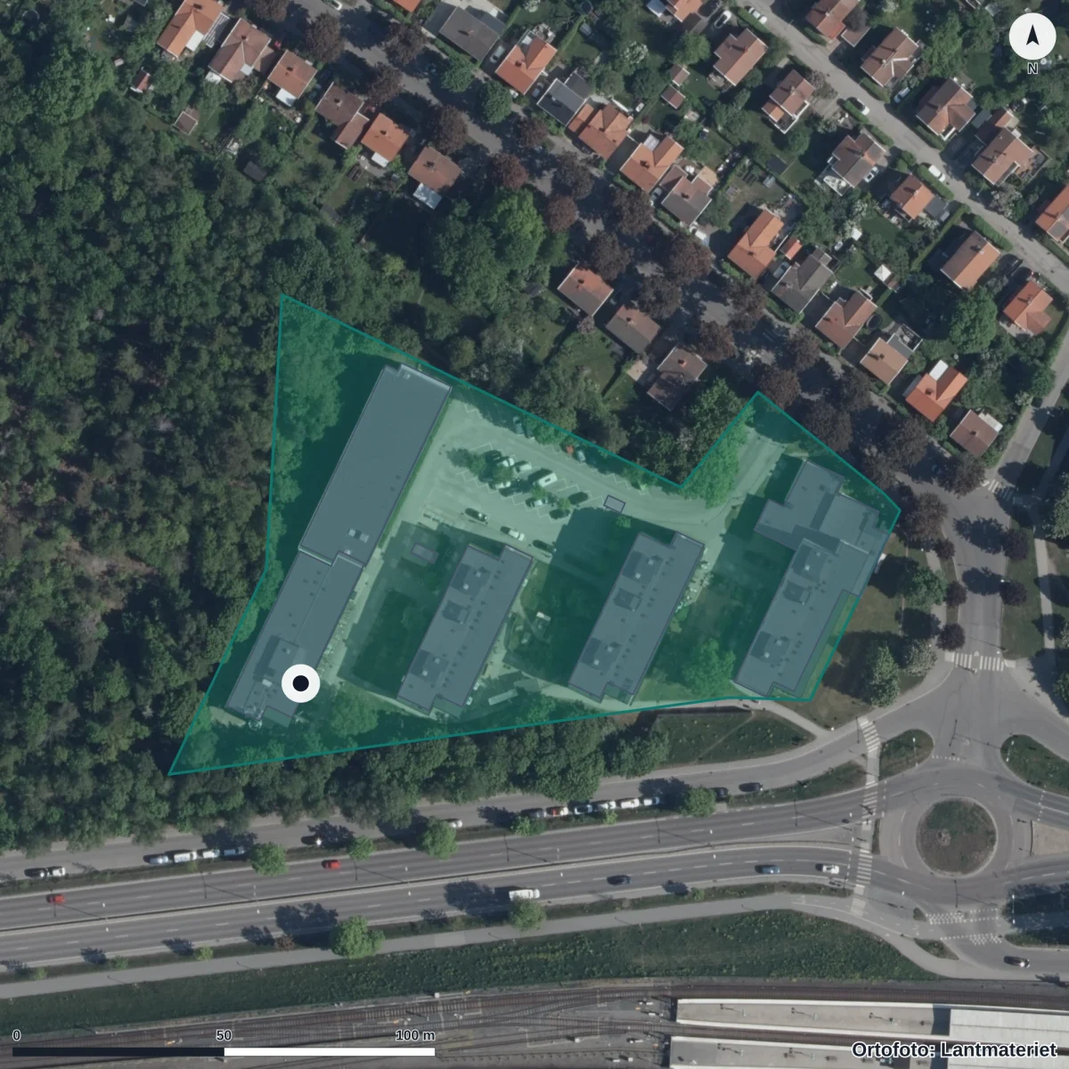 Flygbild över Förskolan Mullelyan, ortofoto från Lantmäteriet