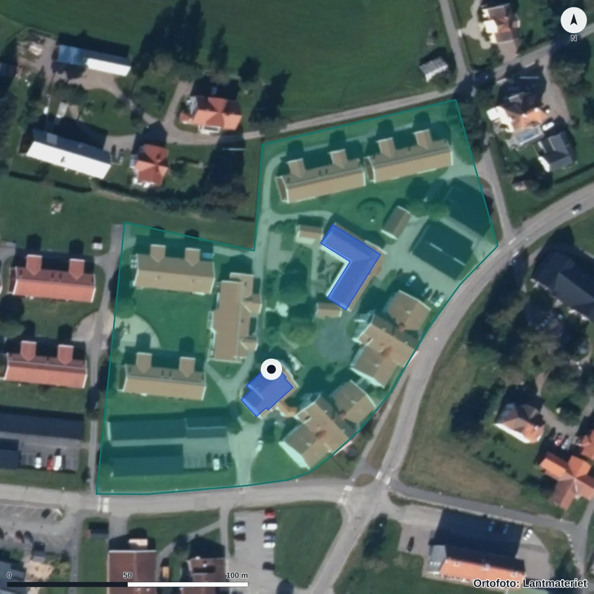 Flygbild över Bäckstugans Förskola, ortofoto från Lantmäteriet