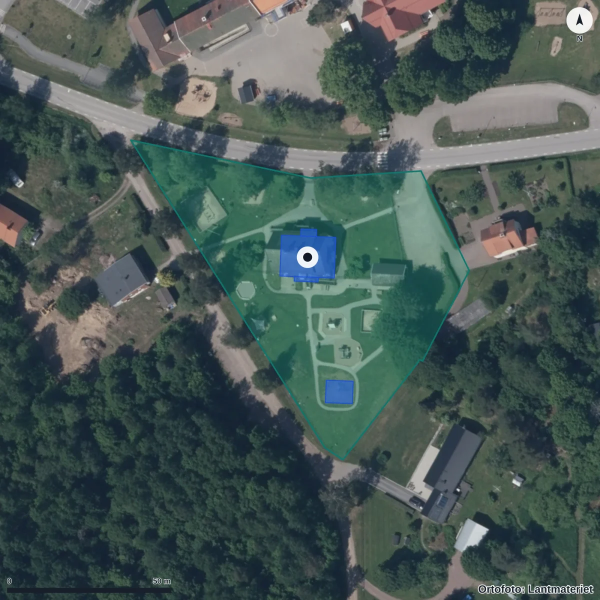 Flygbild över Åsbogårdens Förskola, ortofoto från Lantmäteriet