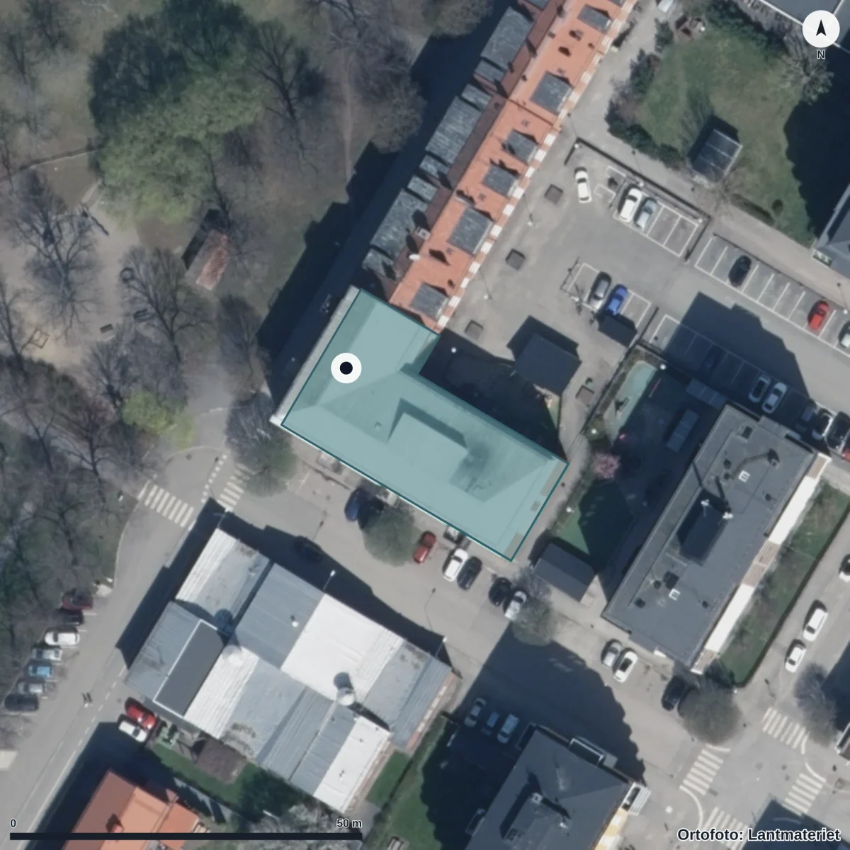 Flygbild över Eskilstuna Friluftsförskola Kloster, ortofoto från Lantmäteriet