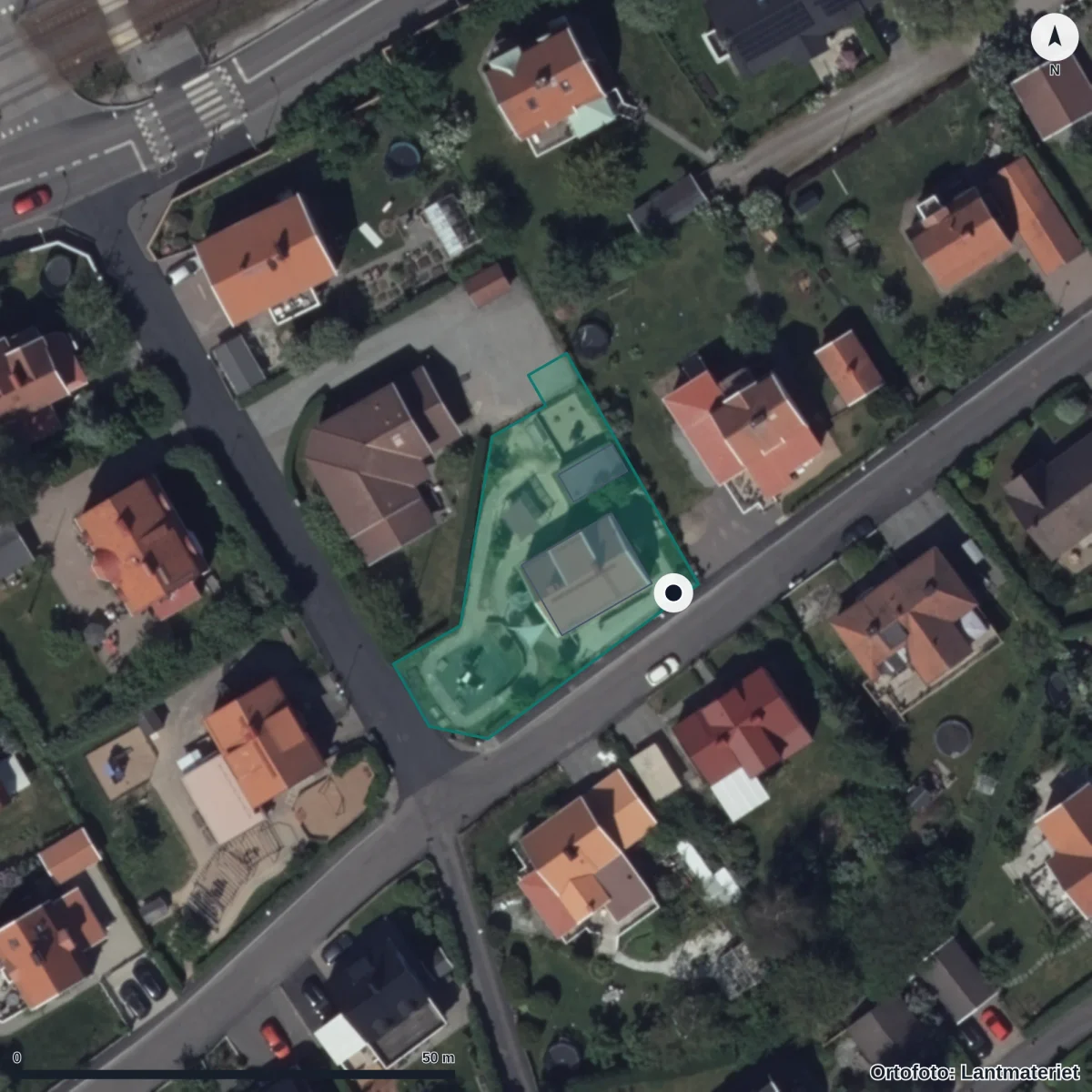 Flygbild över Förskolan Makrillen, ortofoto från Lantmäteriet