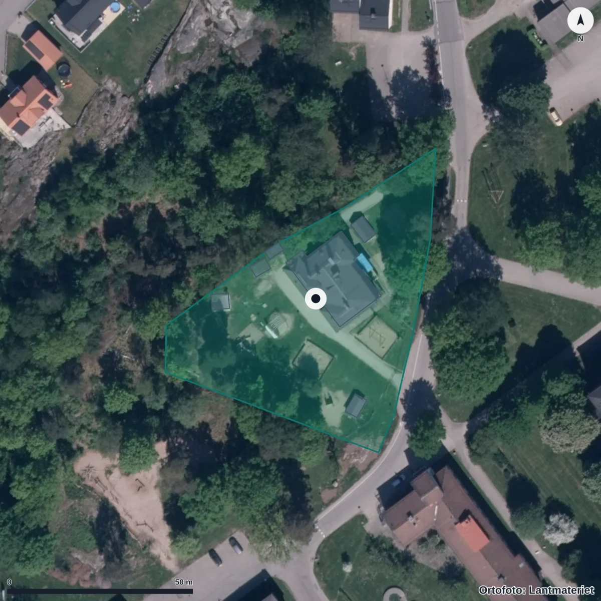 Flygbild över Vetegroddens Förskola, ortofoto från Lantmäteriet