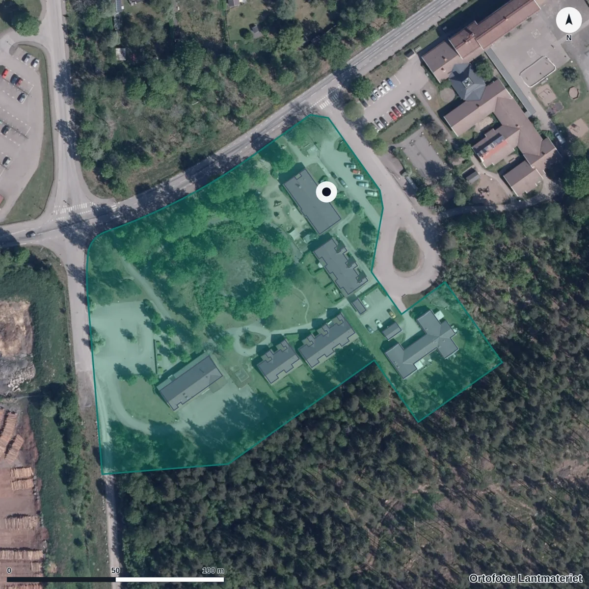 Flygbild över Orrefors Förskola, ortofoto från Lantmäteriet
