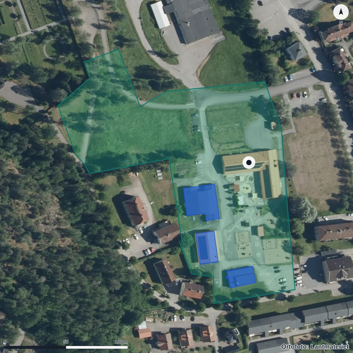Flygbild över Lovisebergs Förskola, ortofoto från Lantmäteriet